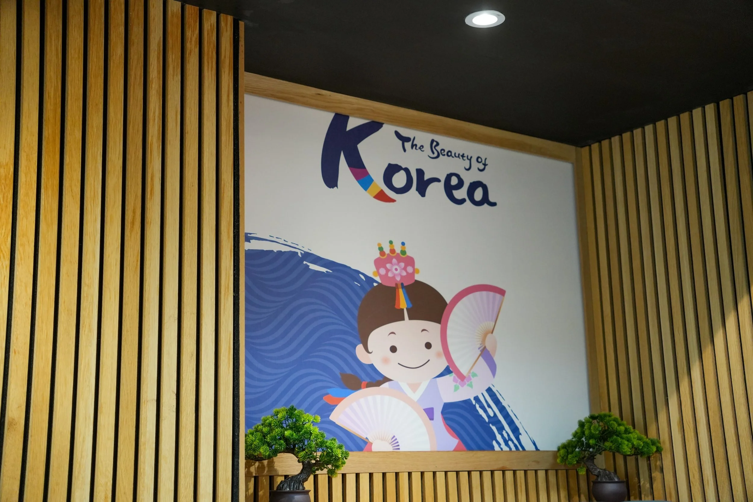 Korean BBQ House brings the vibrant spirit of Korea to your table with premium halal Korean BBQ, authentic recipes, and an atmosphere made for sharing. From the moment the grill begins to sizzle, every bite is filled with rich flavours, quality ingre