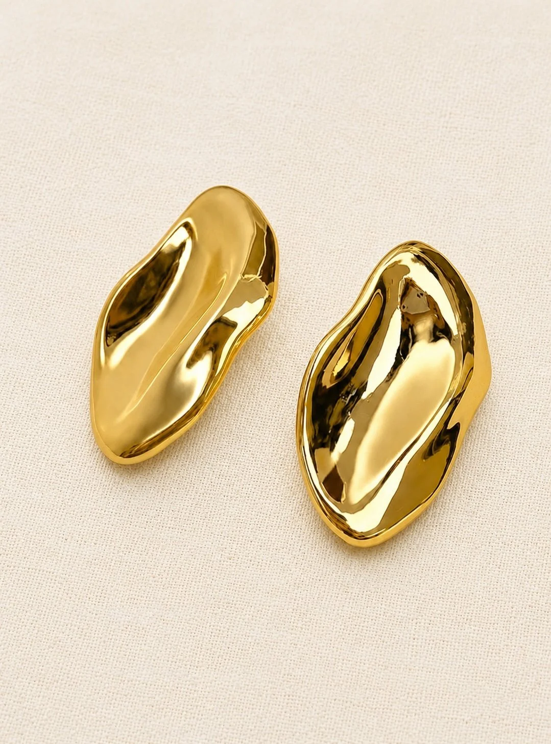 Muse Studs