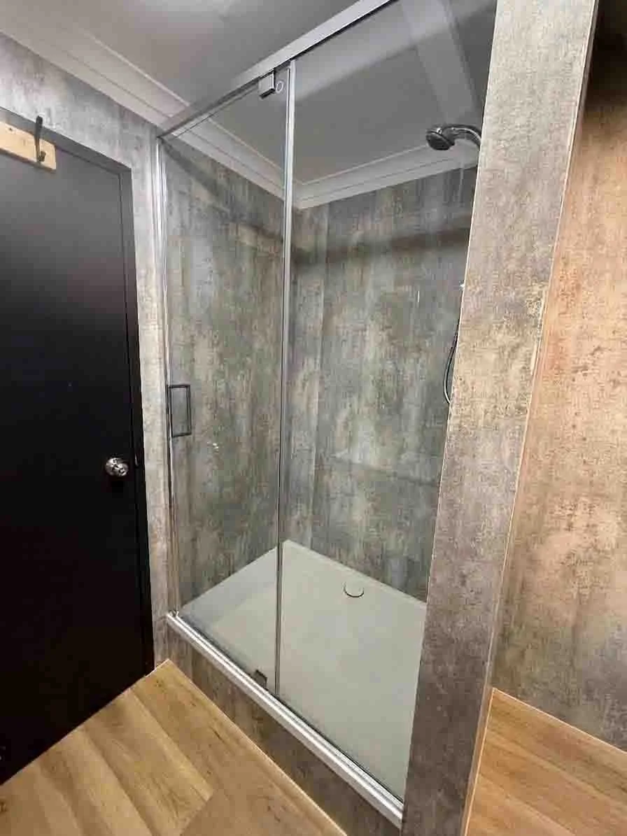 20 New Bathroom  After1.jpg