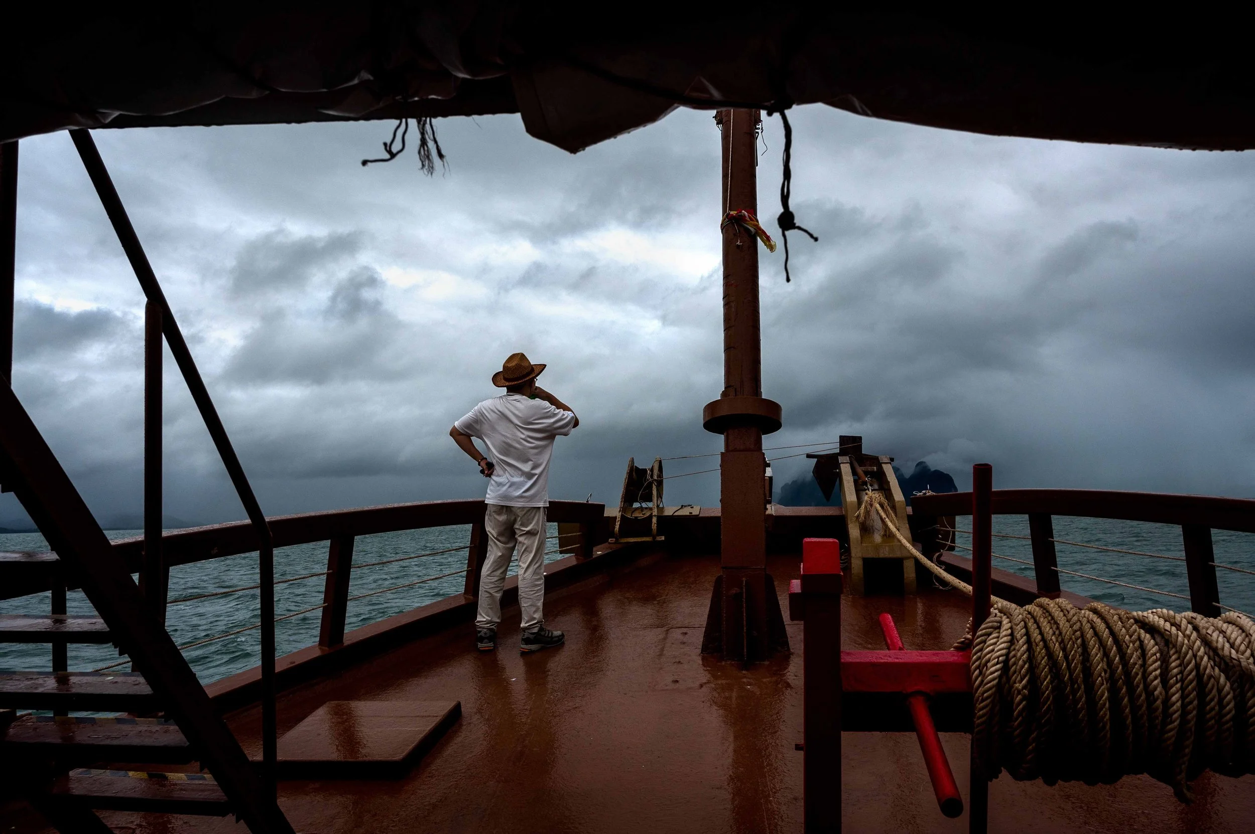 Thailand - Phi Phi island - Storm with a tea cup