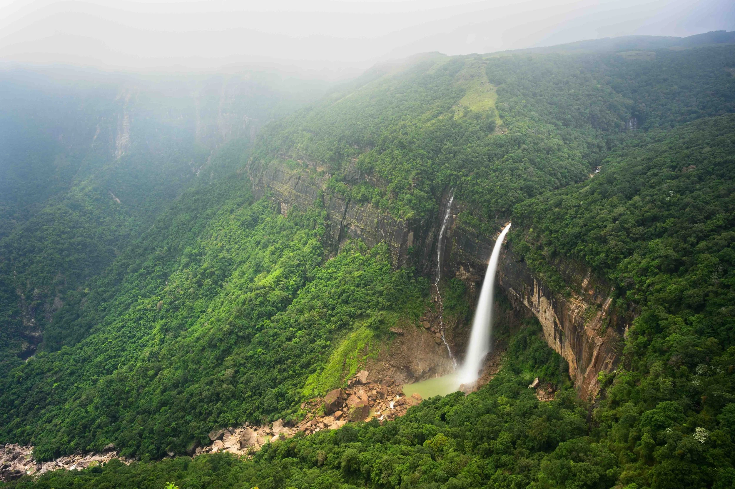 Meghalaya - Nohkalikai Falls