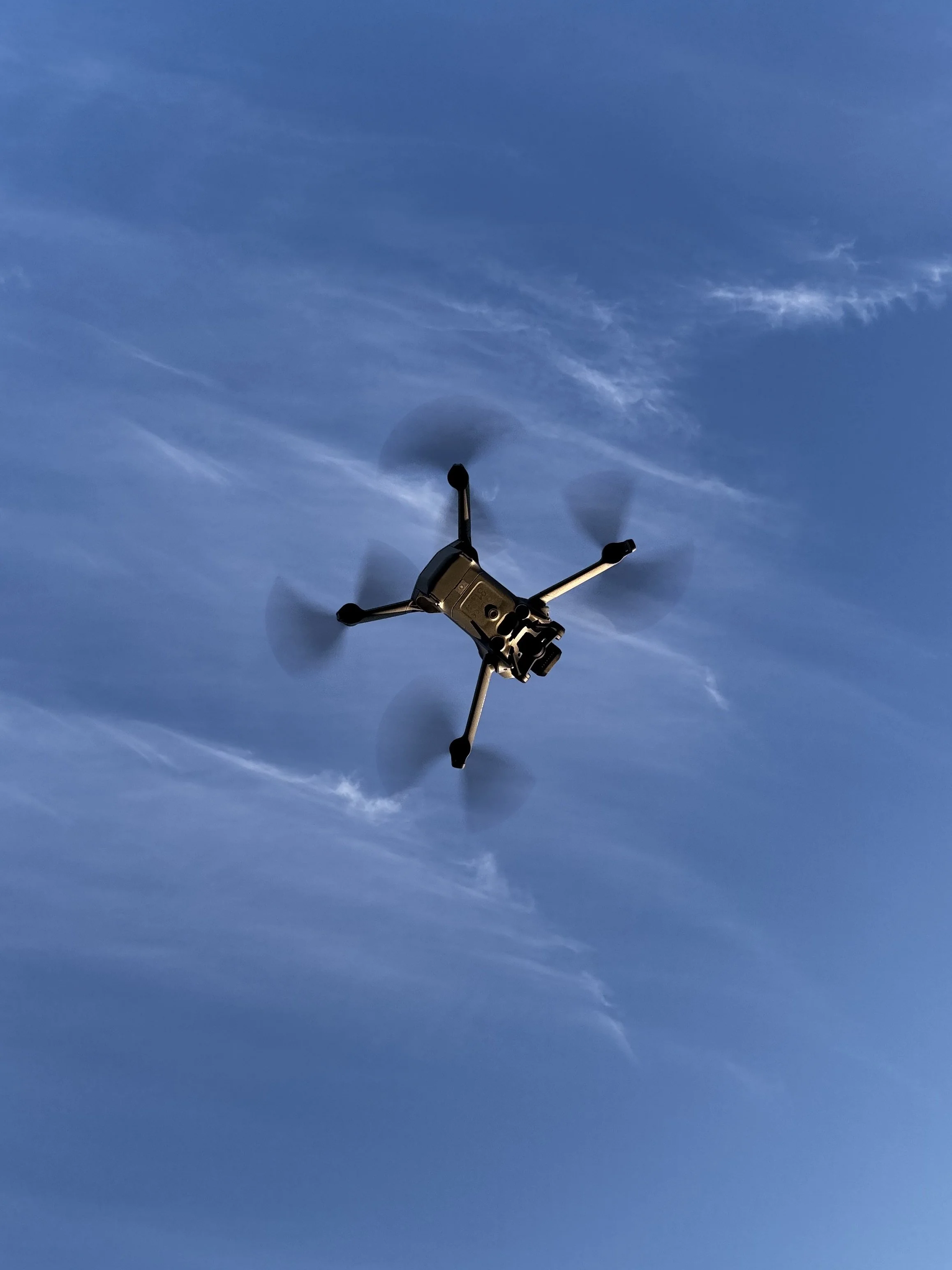 Drohne im Flug bei Drohneneinsatz