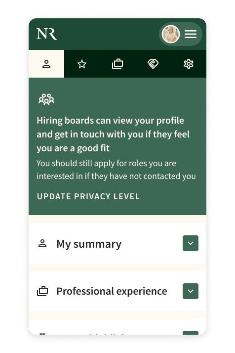 Job application profile page on a mobile app showing sections for summary and professional experience, with privacy and contact options at the top.