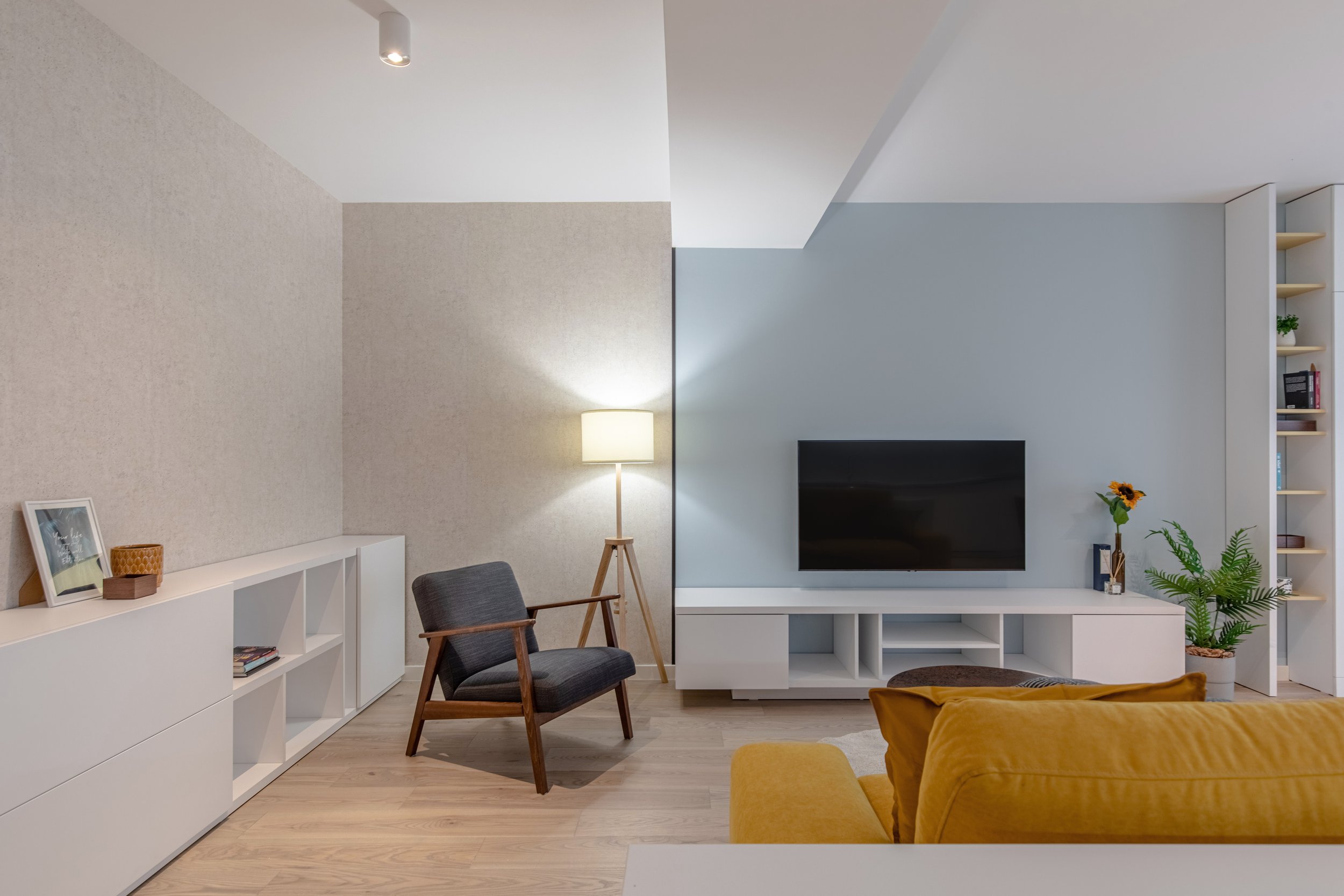 2. C86A7251-HDR.jpg