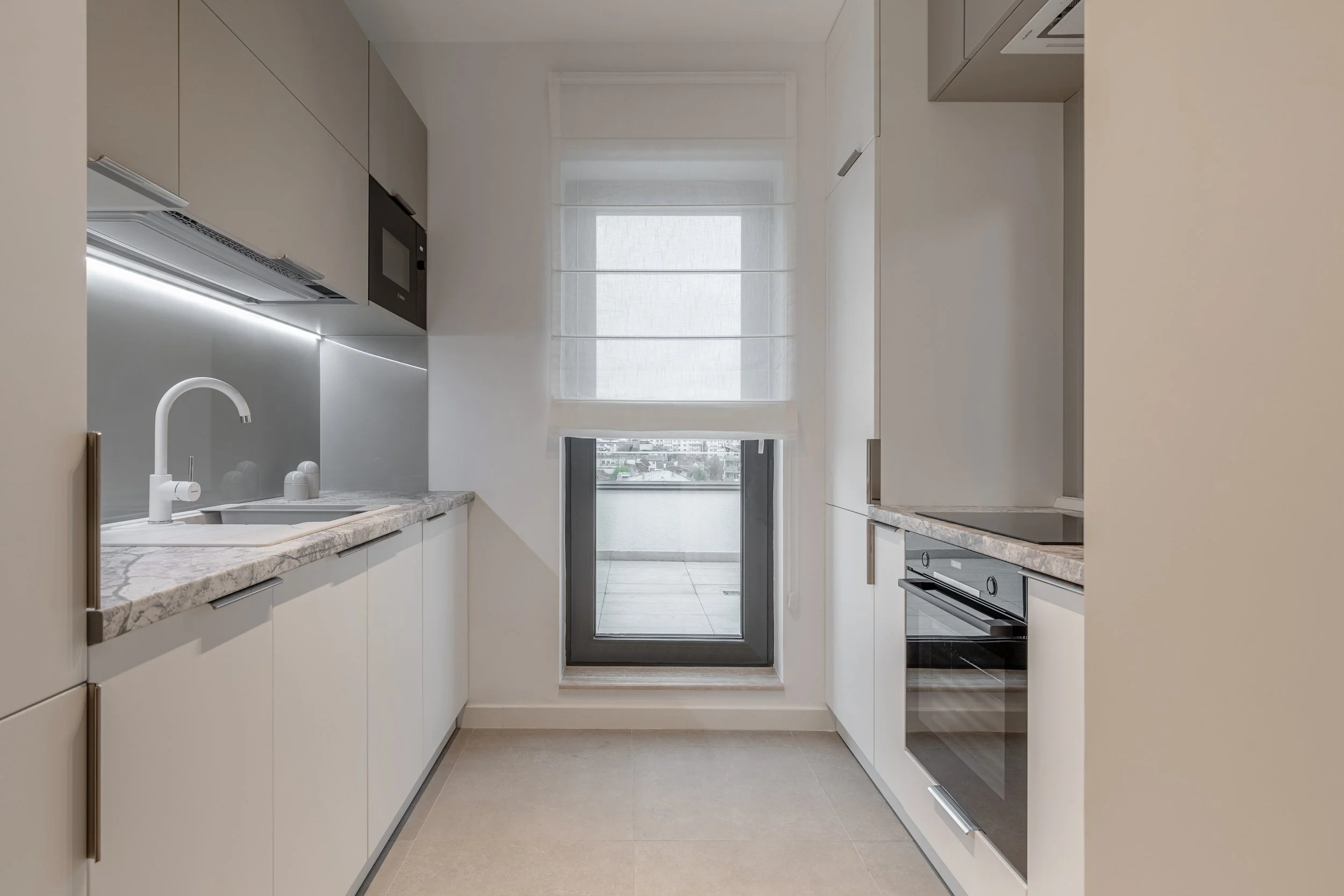 7. C86A7498-HDR.jpg