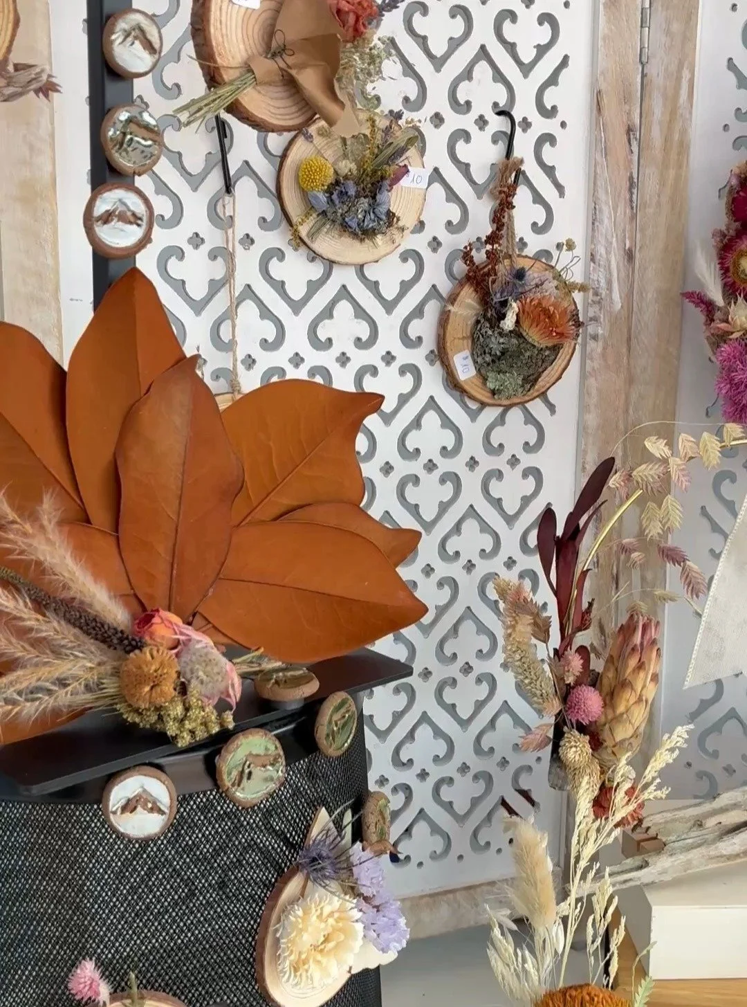 Wonderful first fall market. Someone saying that my ceramic piece was so beautiful it gave her goosebumps and she had to buy it, made my day!!