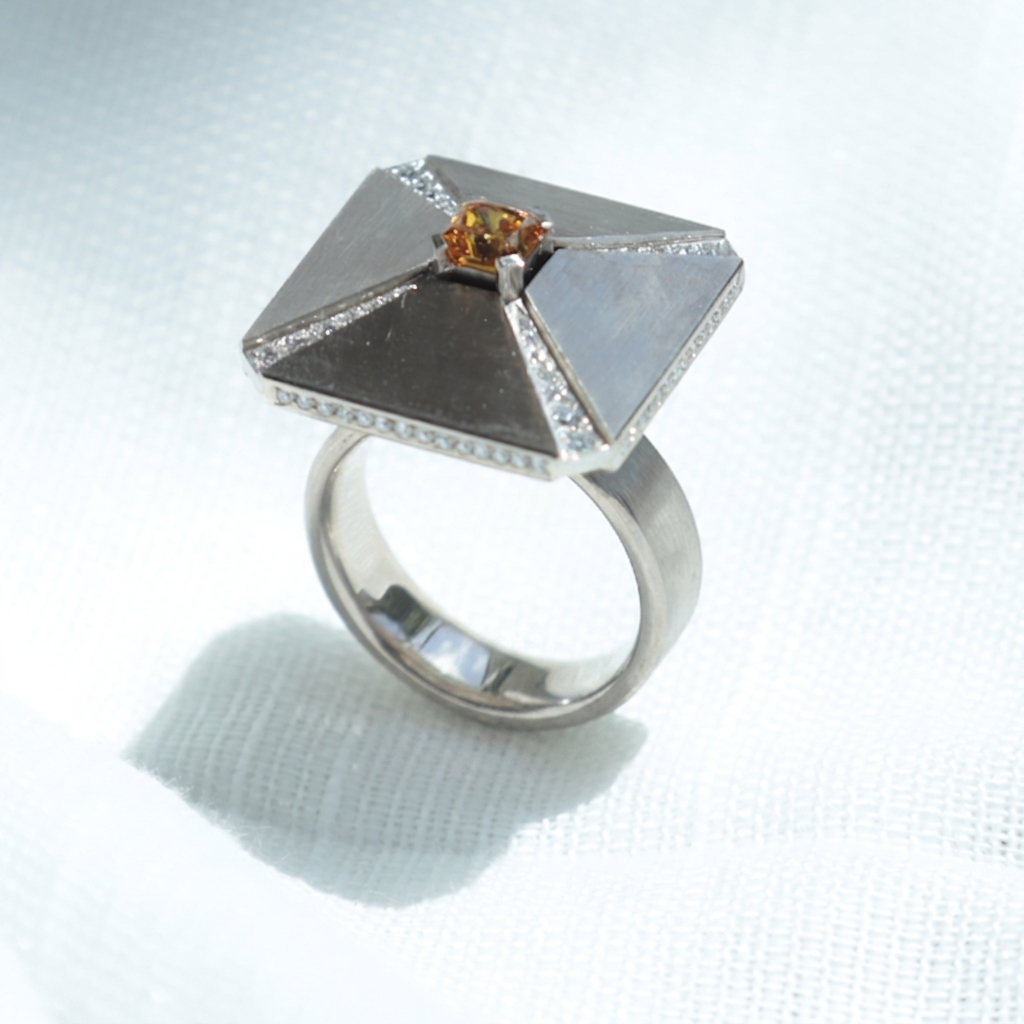 ring4b.jpg