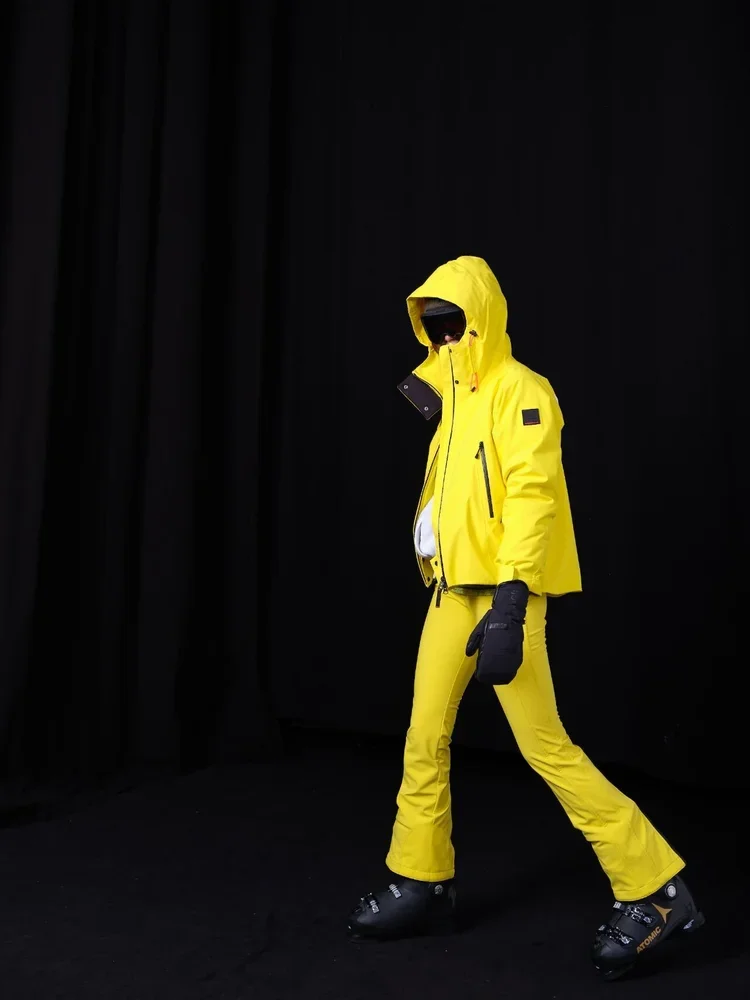 Lucia+Granados-ART+Director_Fashion-Fire+Ice_FW21_Lookbook_7.webp