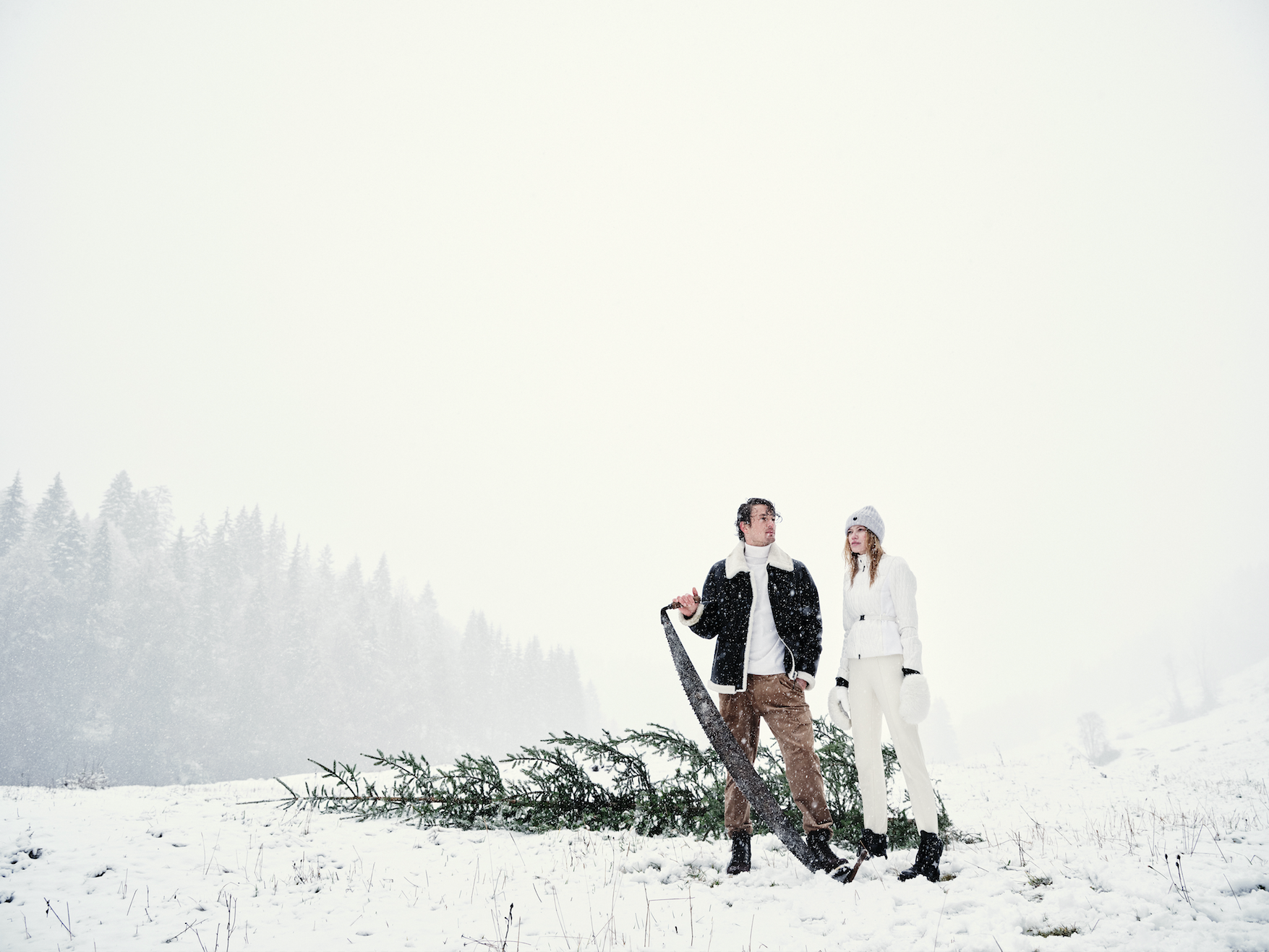 BOGNER_XMAS_Lucia+Granados+Art+Director_4.png