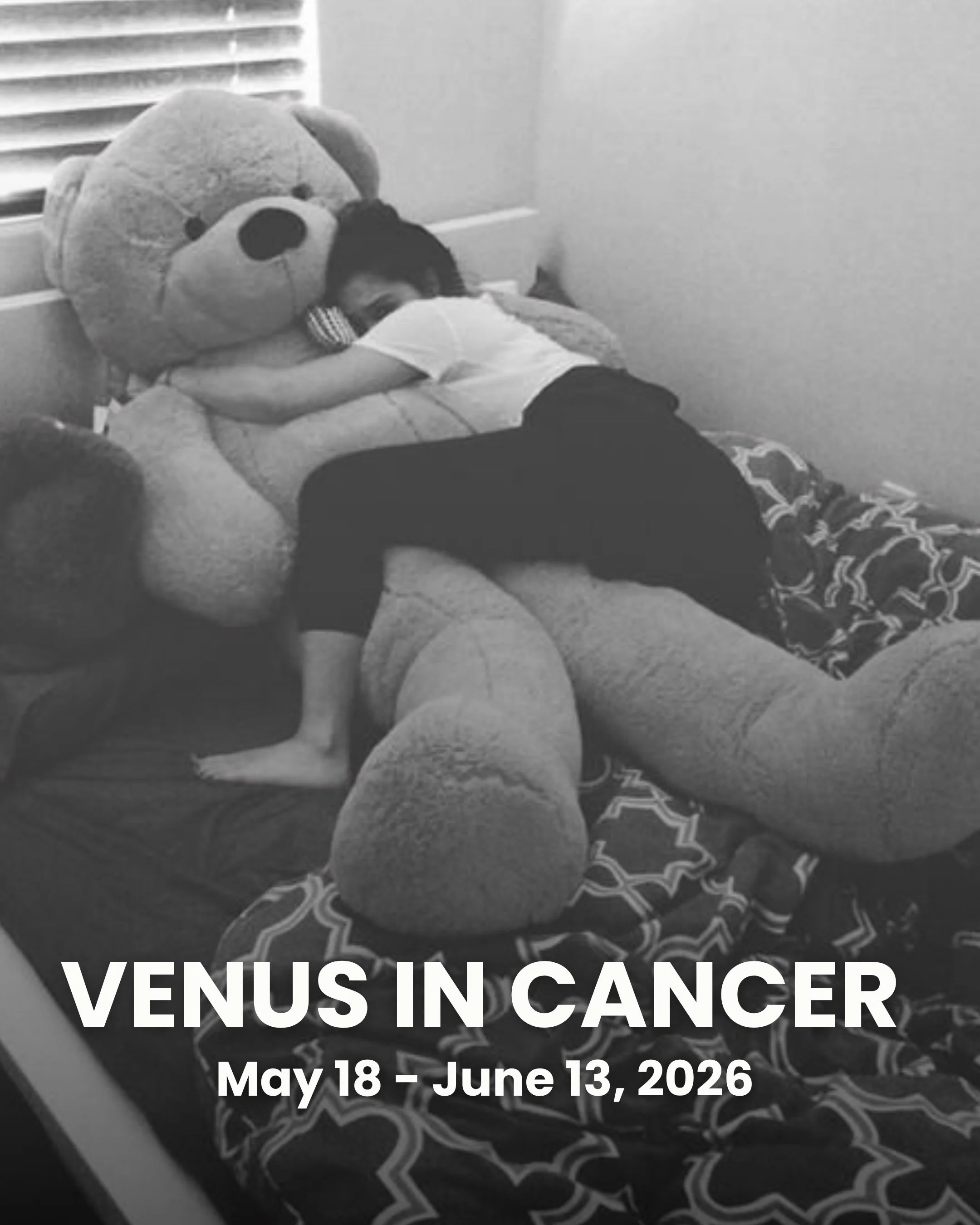 VENUS IN CANCER ♋️ ✨💙🌙

Let&rsquo;s get cozy! Venus is in the moon&rsquo;s sign which teaches us to value that internal signals our body gives us each day. Everyday our body may need something different to keep homeostasis and that caring fluctuati