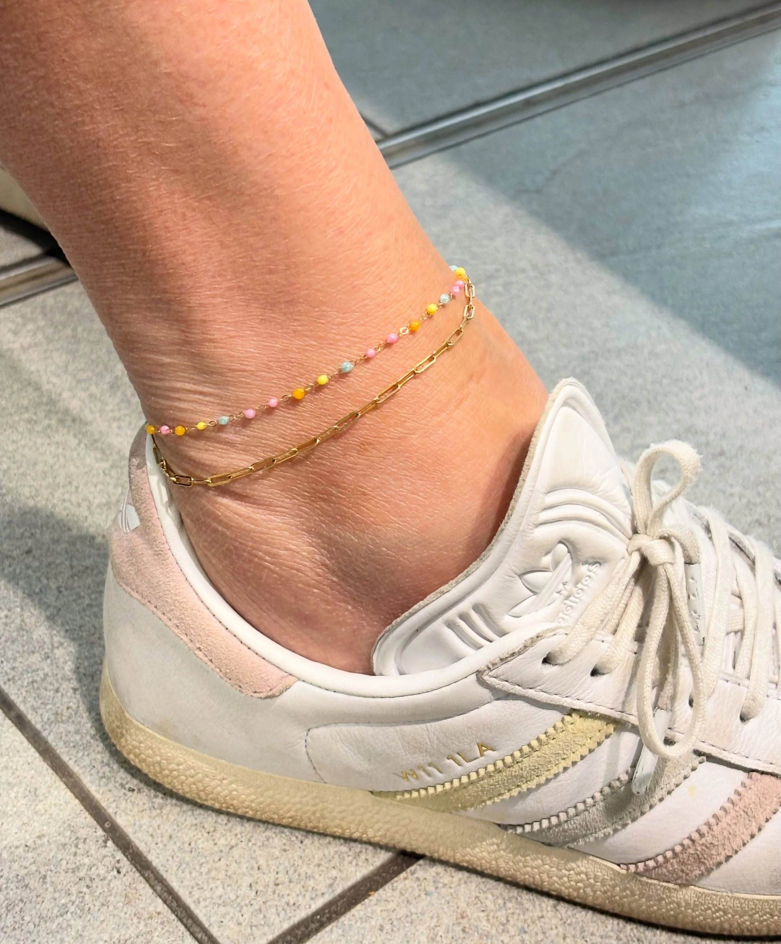 Gorgeous anklet stack 🍬
