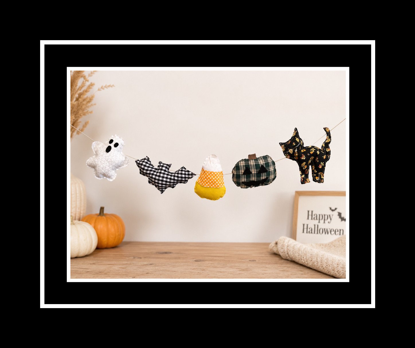 Spooky Scraps Mini Garland