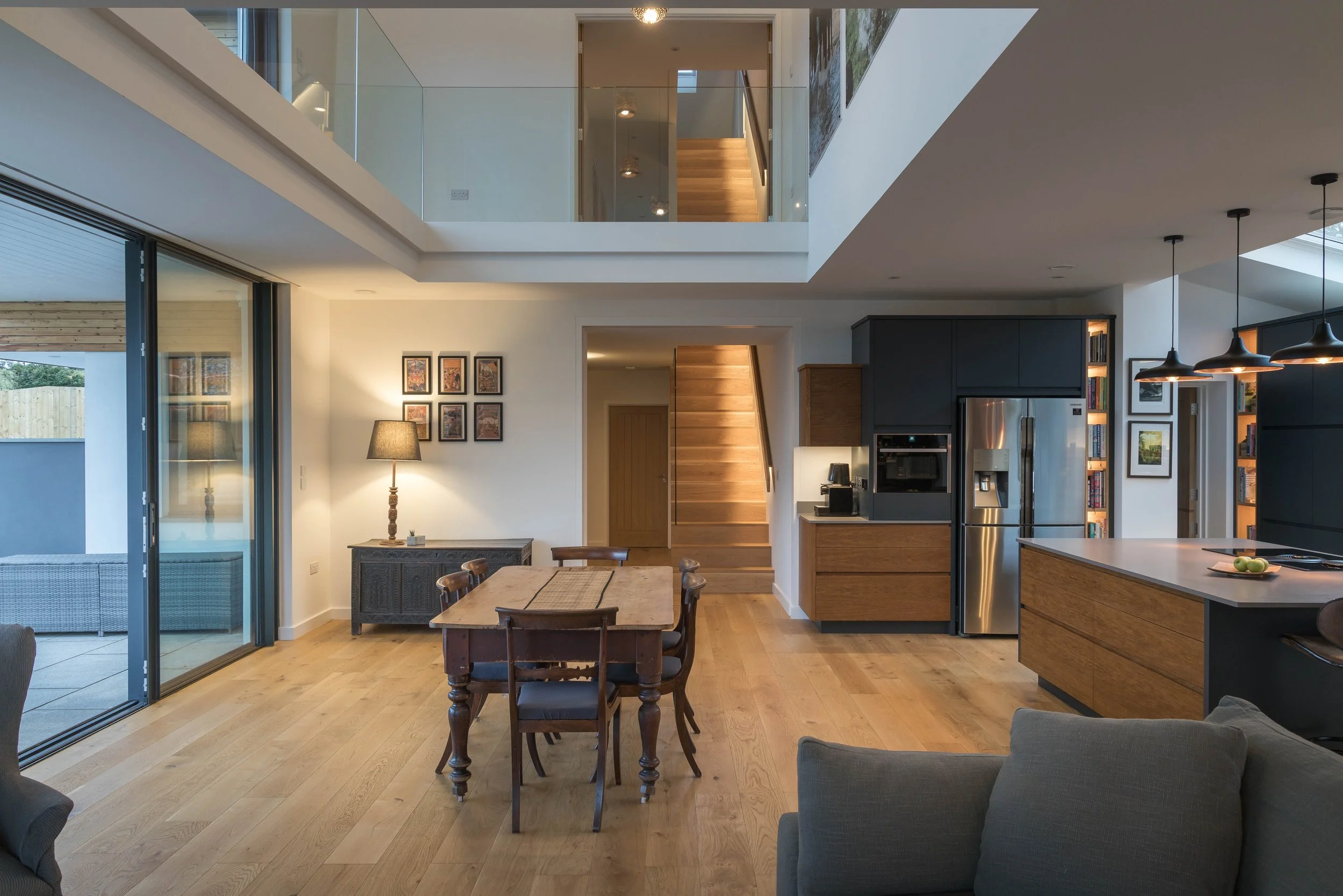 Metters interior eve 2.jpg