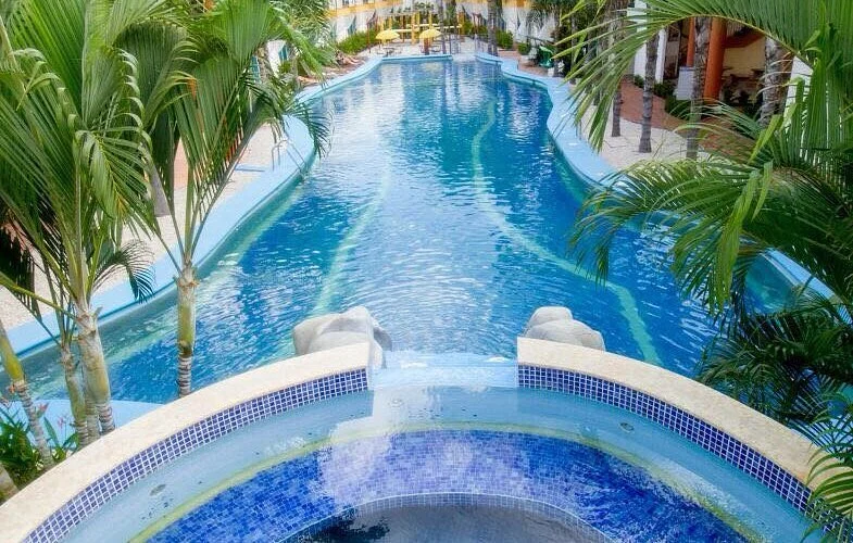 hotel-mediterraneus (1).jpg