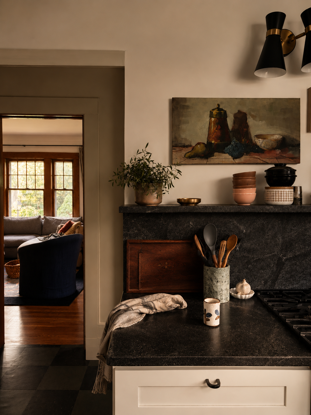 vintage kitchen, checkerboard floor, dark countertops