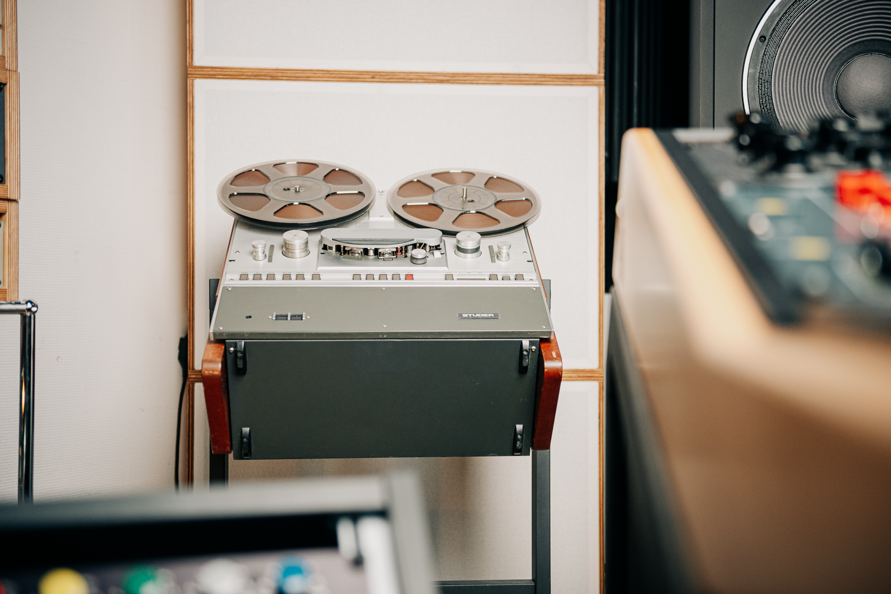 Studio21-0475.png