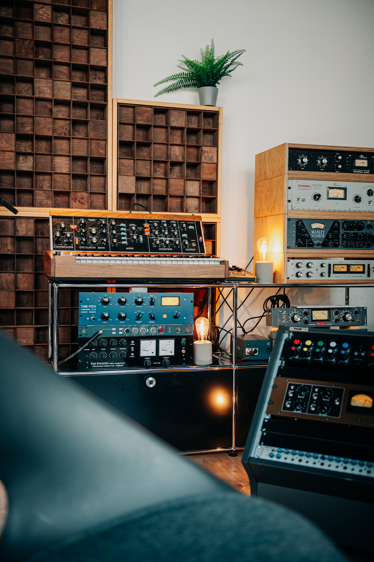 Studio21-0470.png