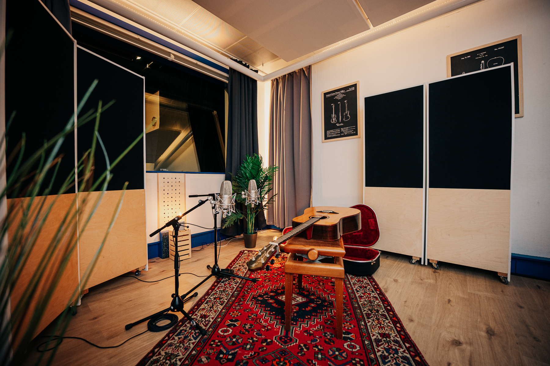 Studio21-0351.png