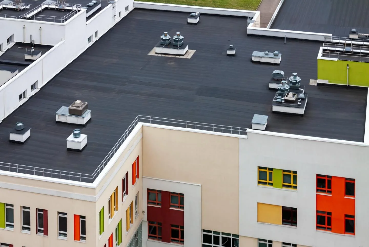 Clean lines. Solid protection. Built to last. 🏢
Flat roofing done right&mdash;where durability meets precision. Every detail matters, every layer counts. This is how you protect the investment.