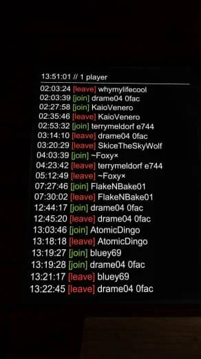 Screenshot of an online gaming chat with a list of players and timestamps, showing some have left or joined the game.