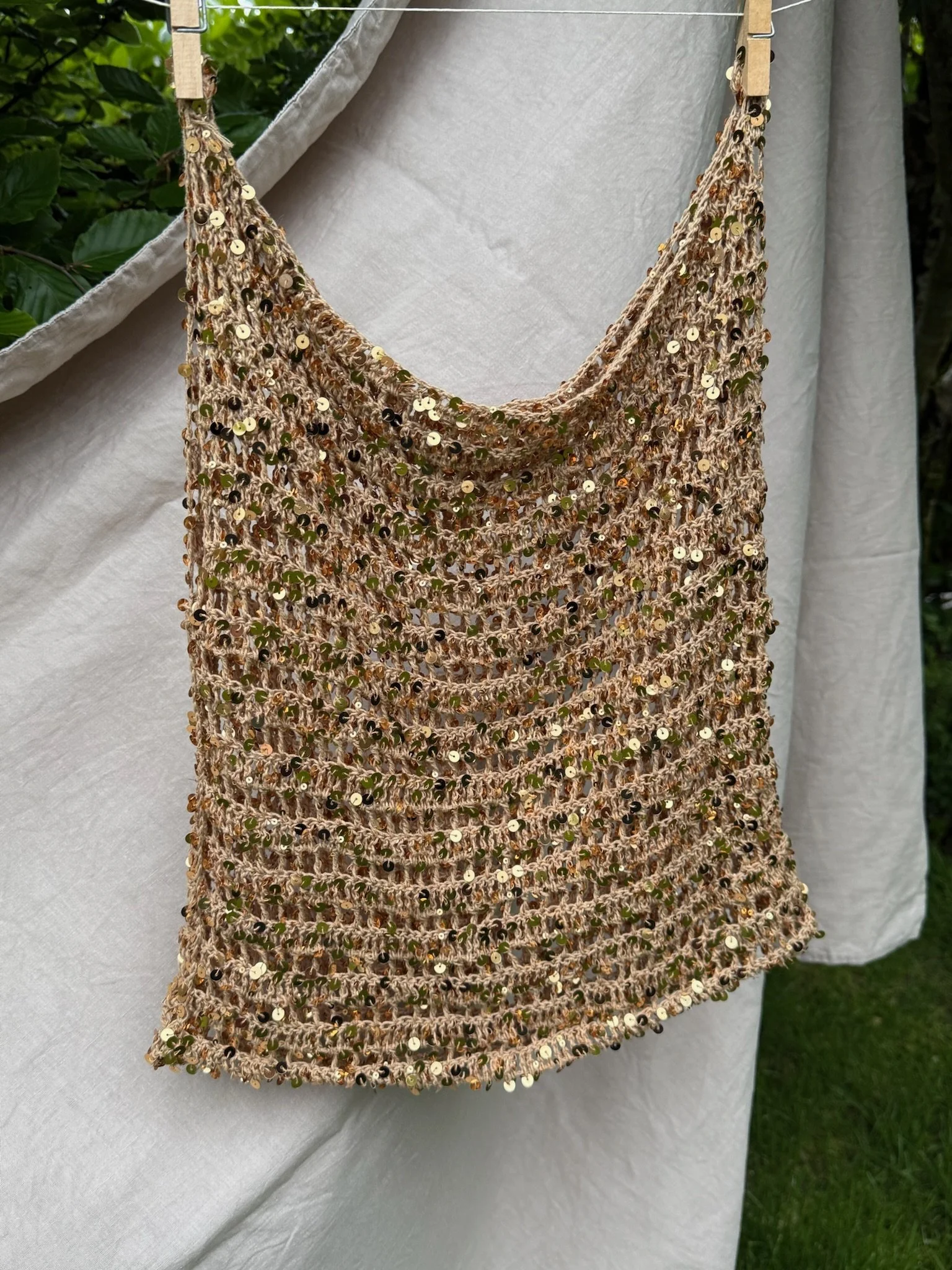 sequin top in gold caramel