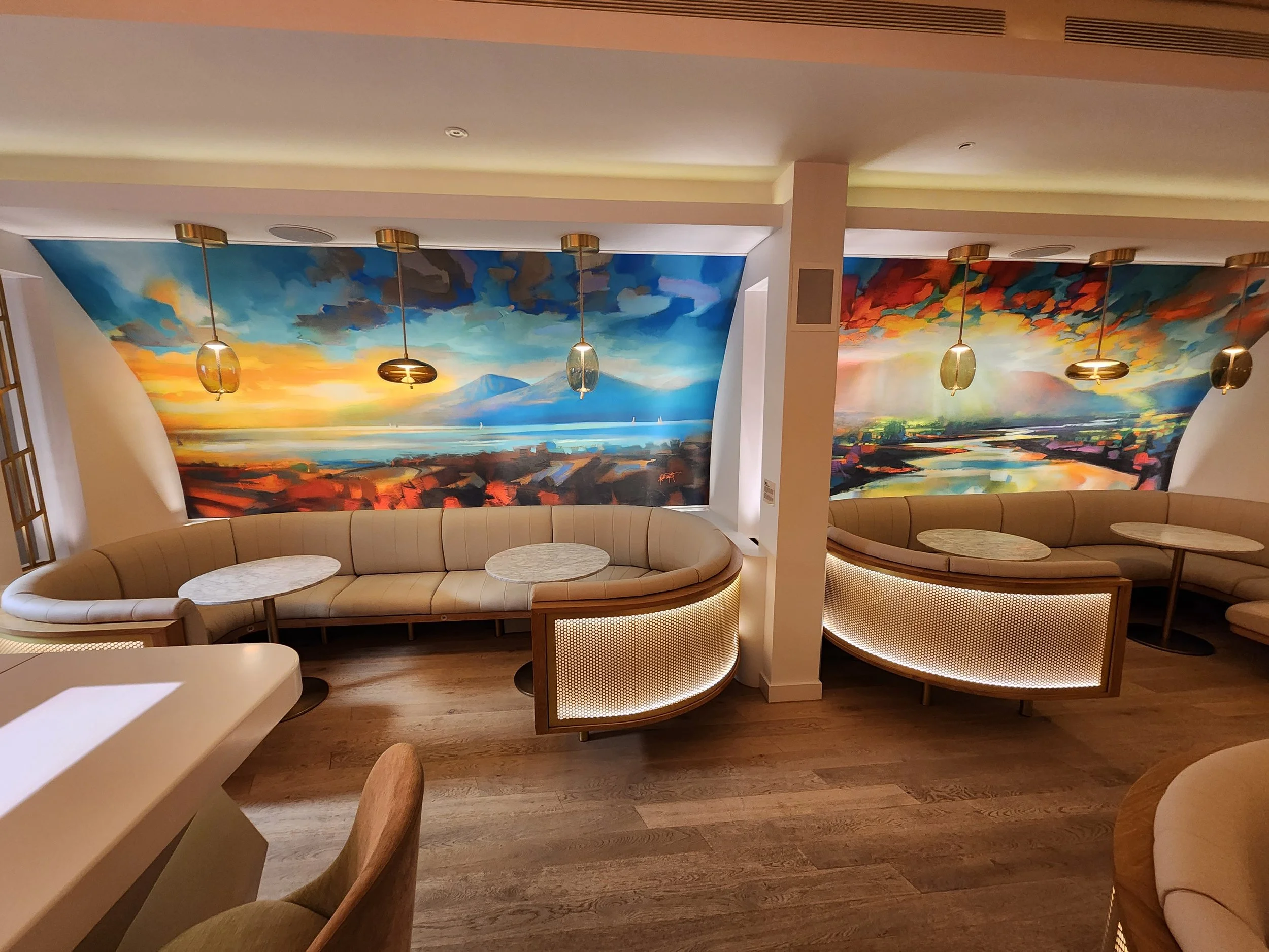 Johnnie Walker Bar 5.jpg