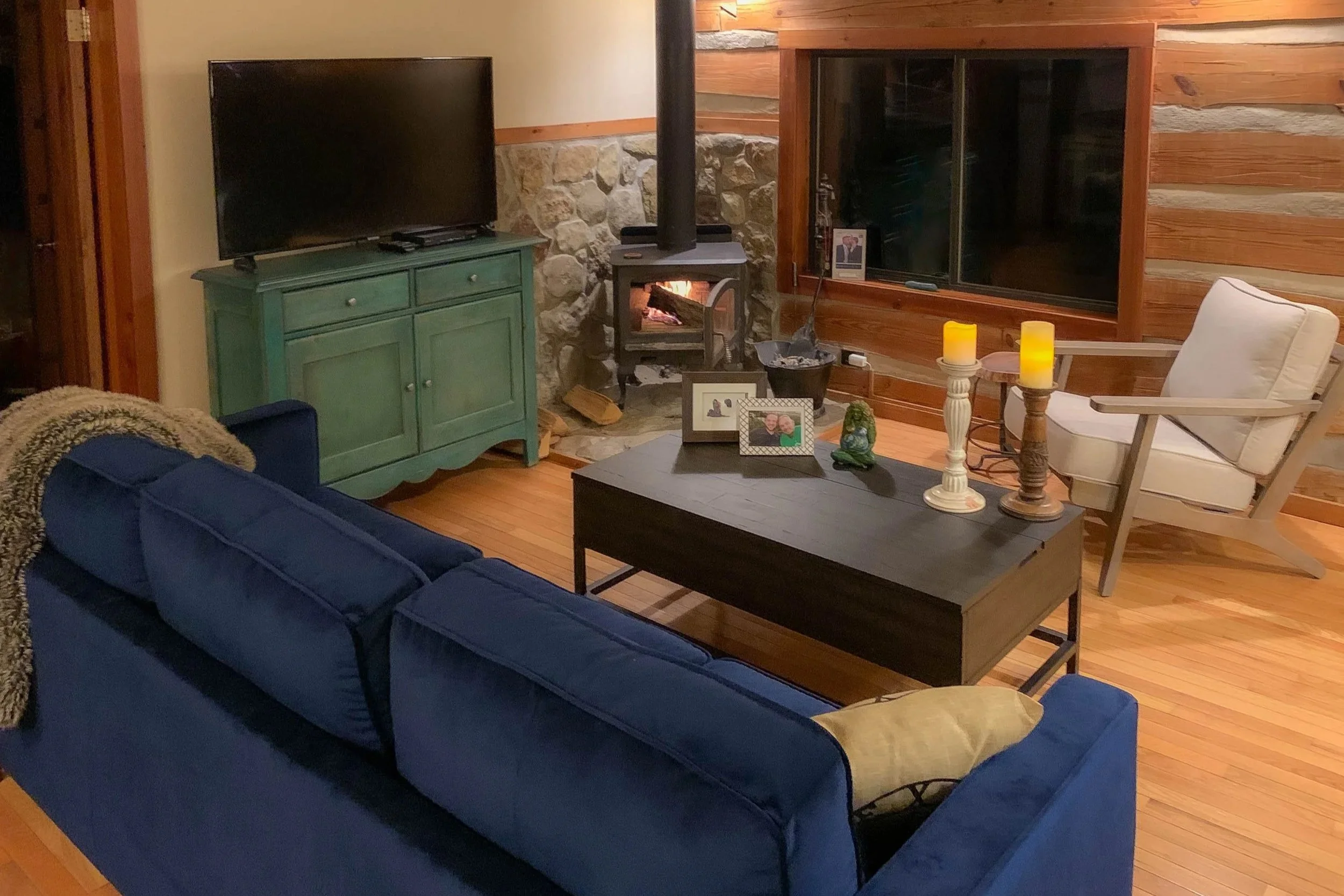 Professionally staged vacation rental living room Eureka Springs Arkansas