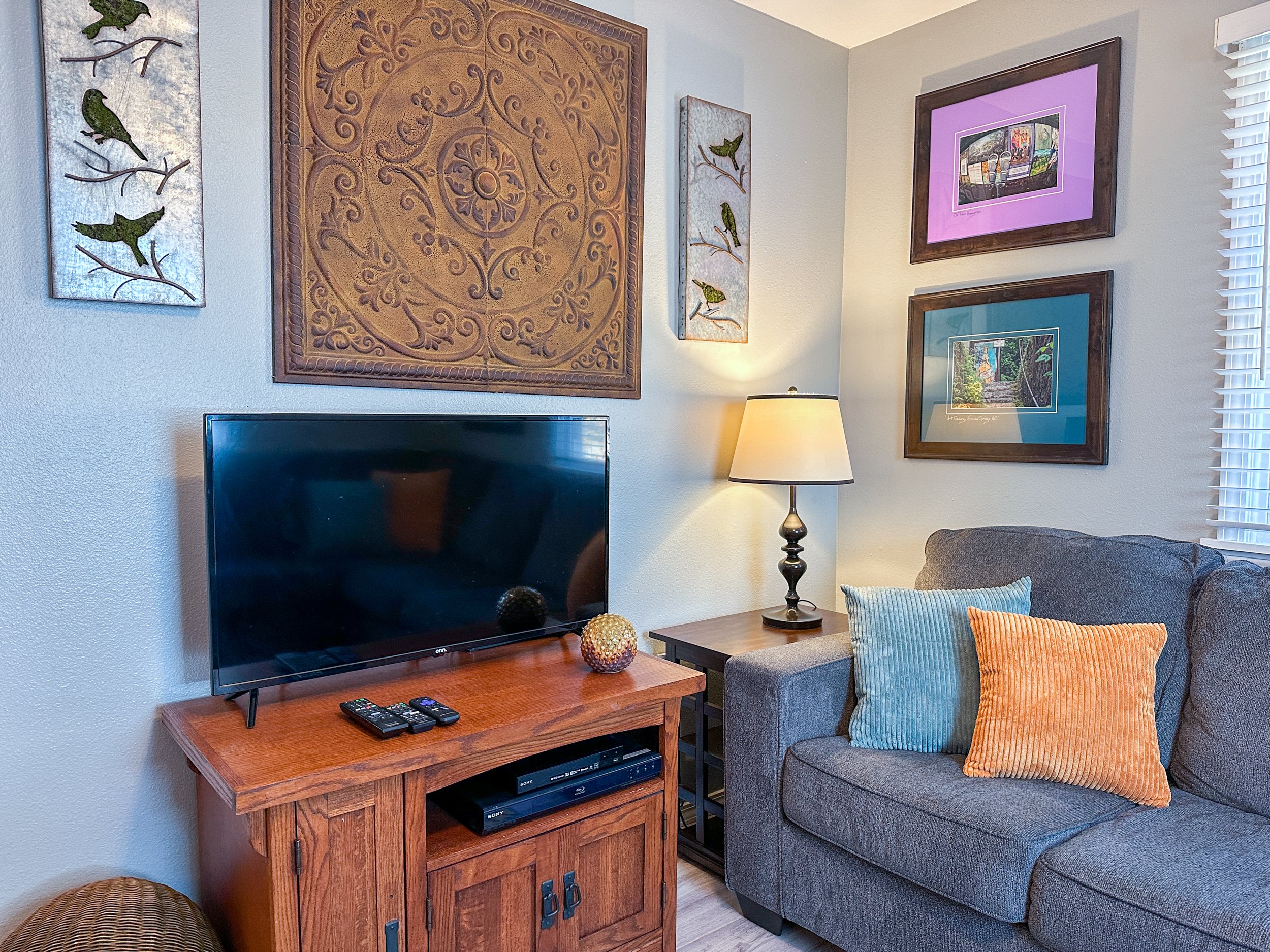 Living room vacation rental interior photography Eureka Springs Arkansas