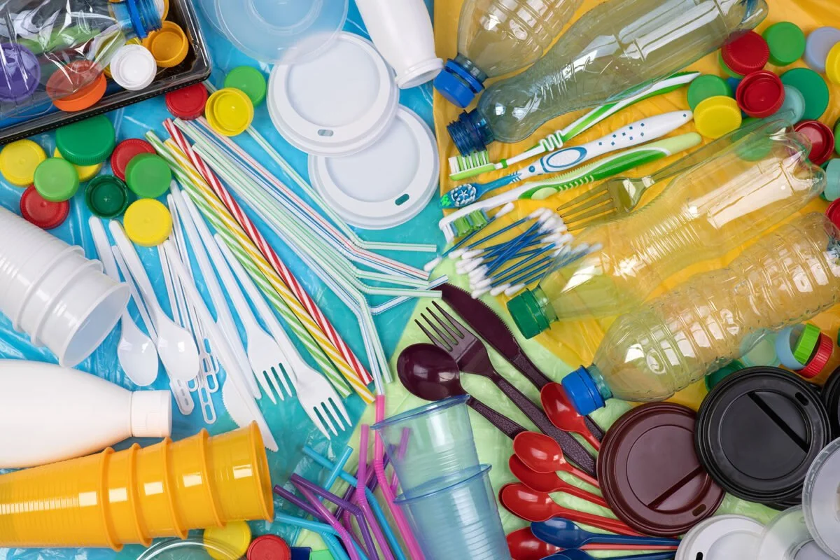 Opinion : Single-Use Has to Go. We’ll Adapt. 