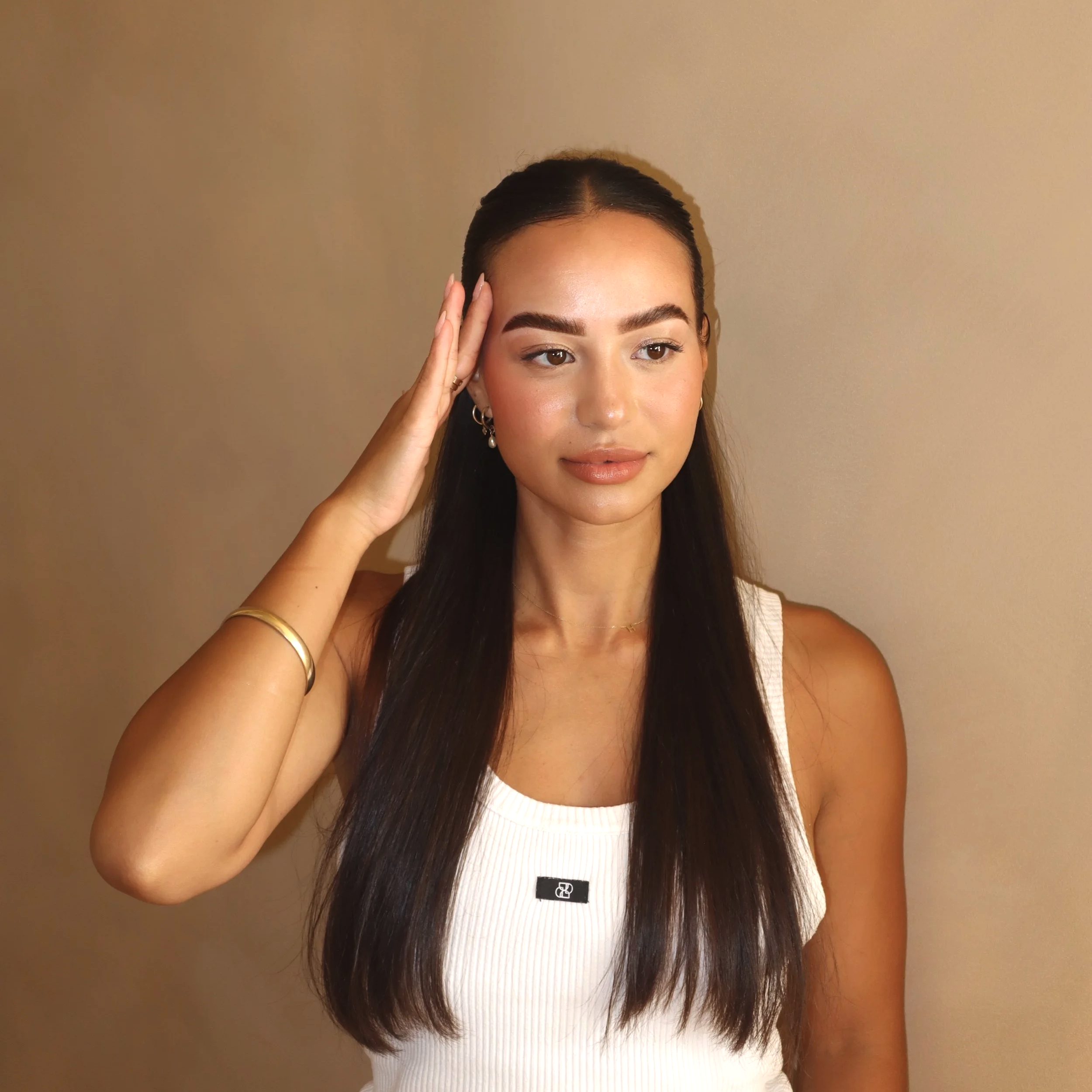 Expert brow shaping, tinting and makeup services at Creme Collective. Your go-to beauty destination — plus education that fits your life. Book today.