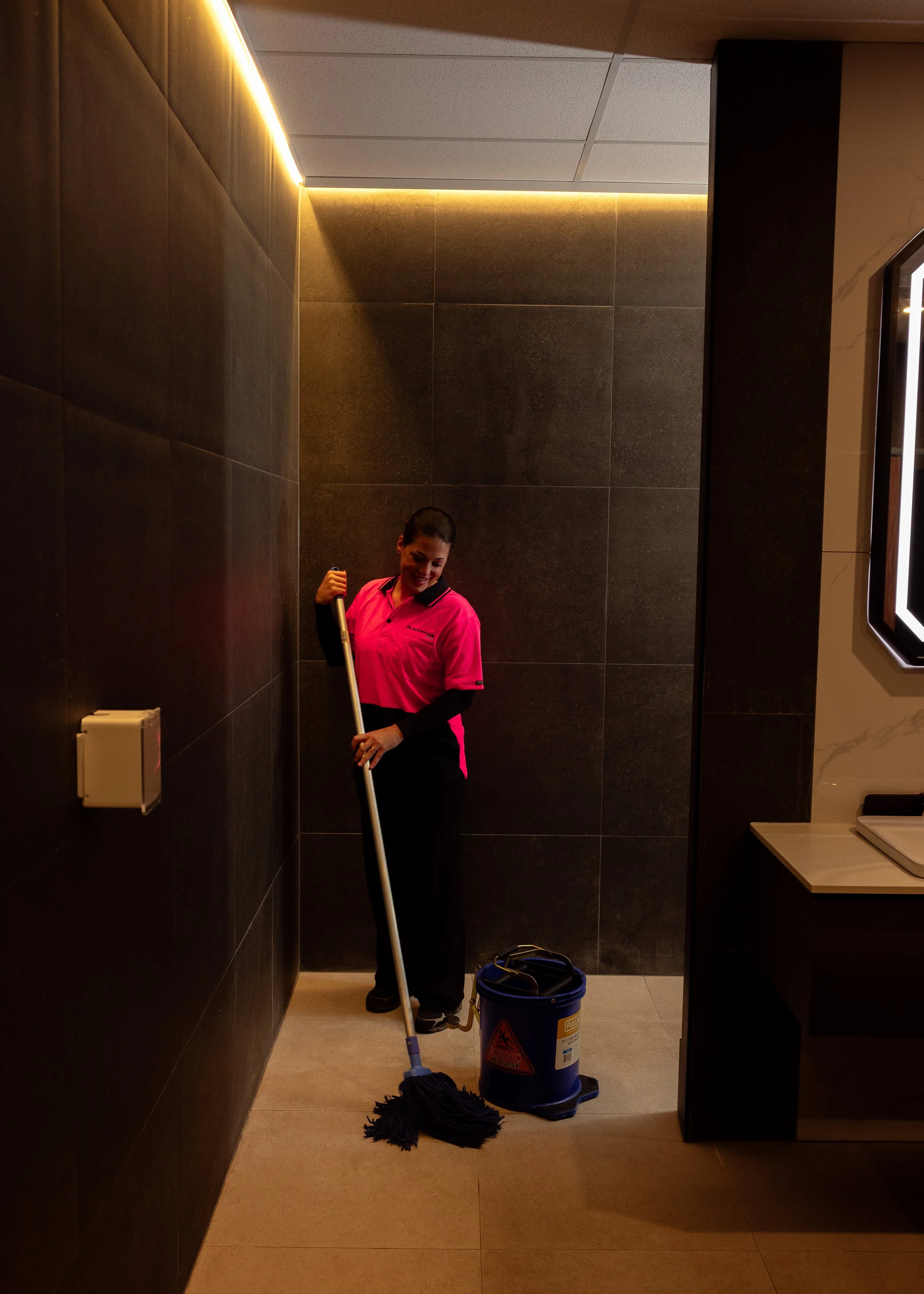 BLACKSTONE - CLEANING - 83.jpg