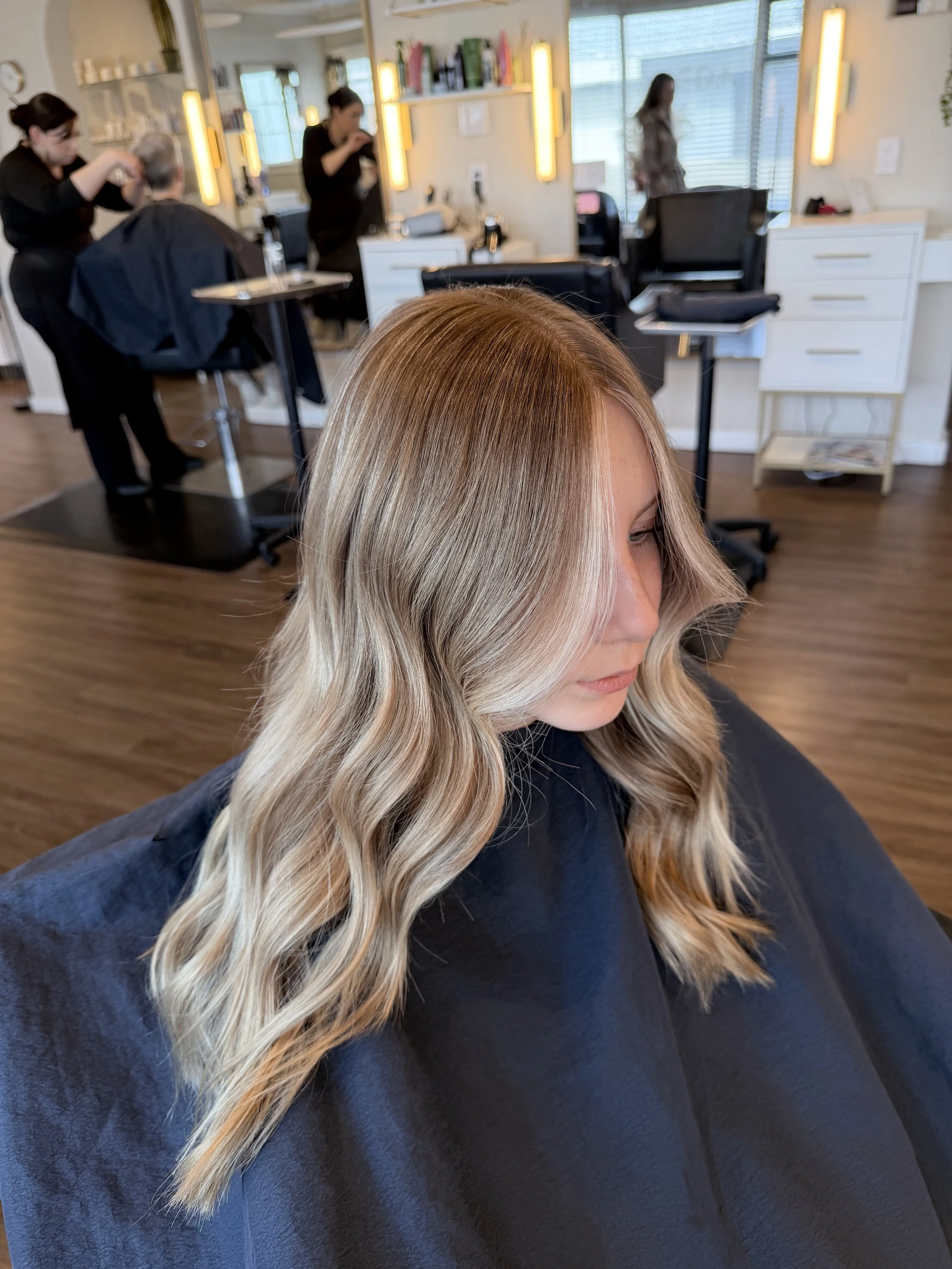 Bronde, Money Piece, Root Tap
