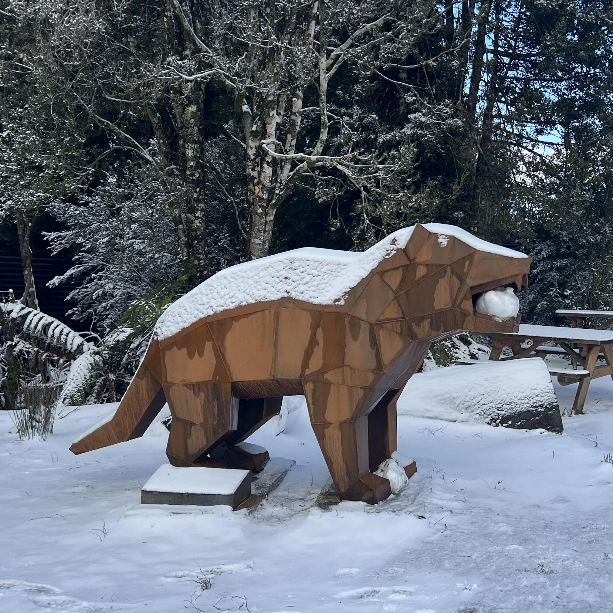 neville low poly sculpture snow cradle mountain devils park