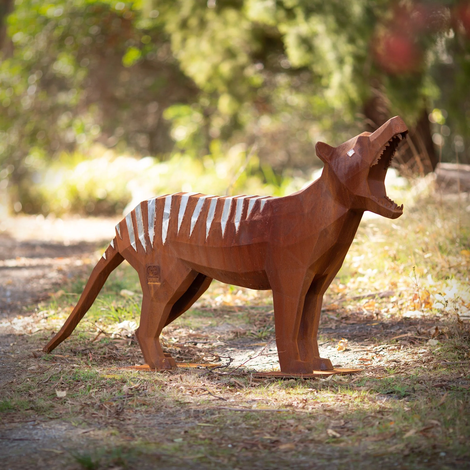 Low poly Stainless and COrten Steel Tasmanian Tiger
