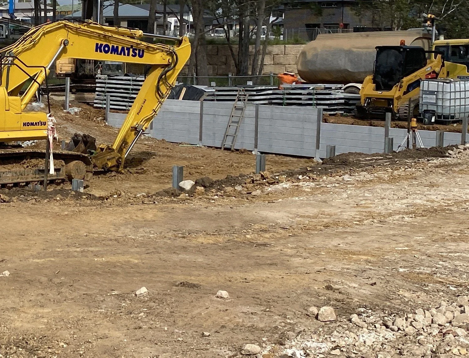 RETAINING WALL.JPG