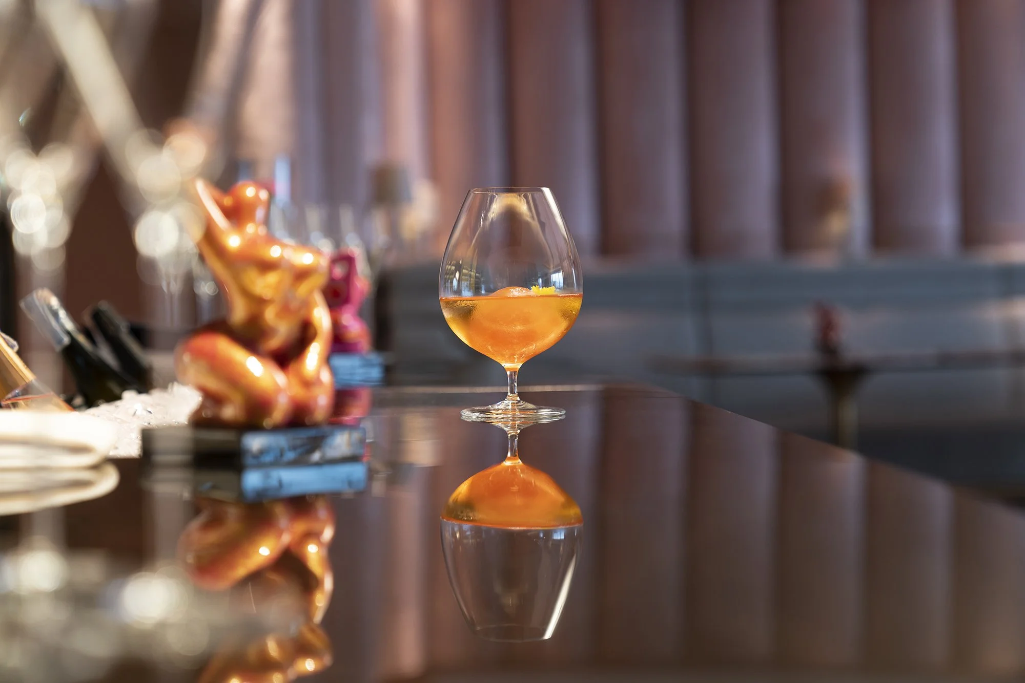 Le Bua - Pink Bar - Signature Drink 1 A.jpg
