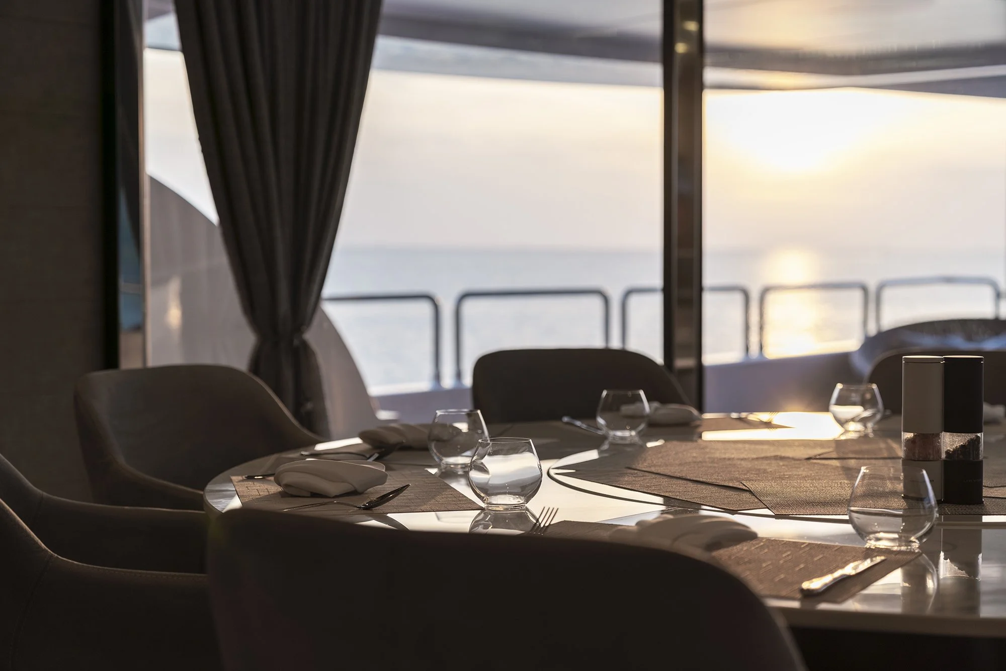Panakeia Yacht Detail Dining 01.jpg