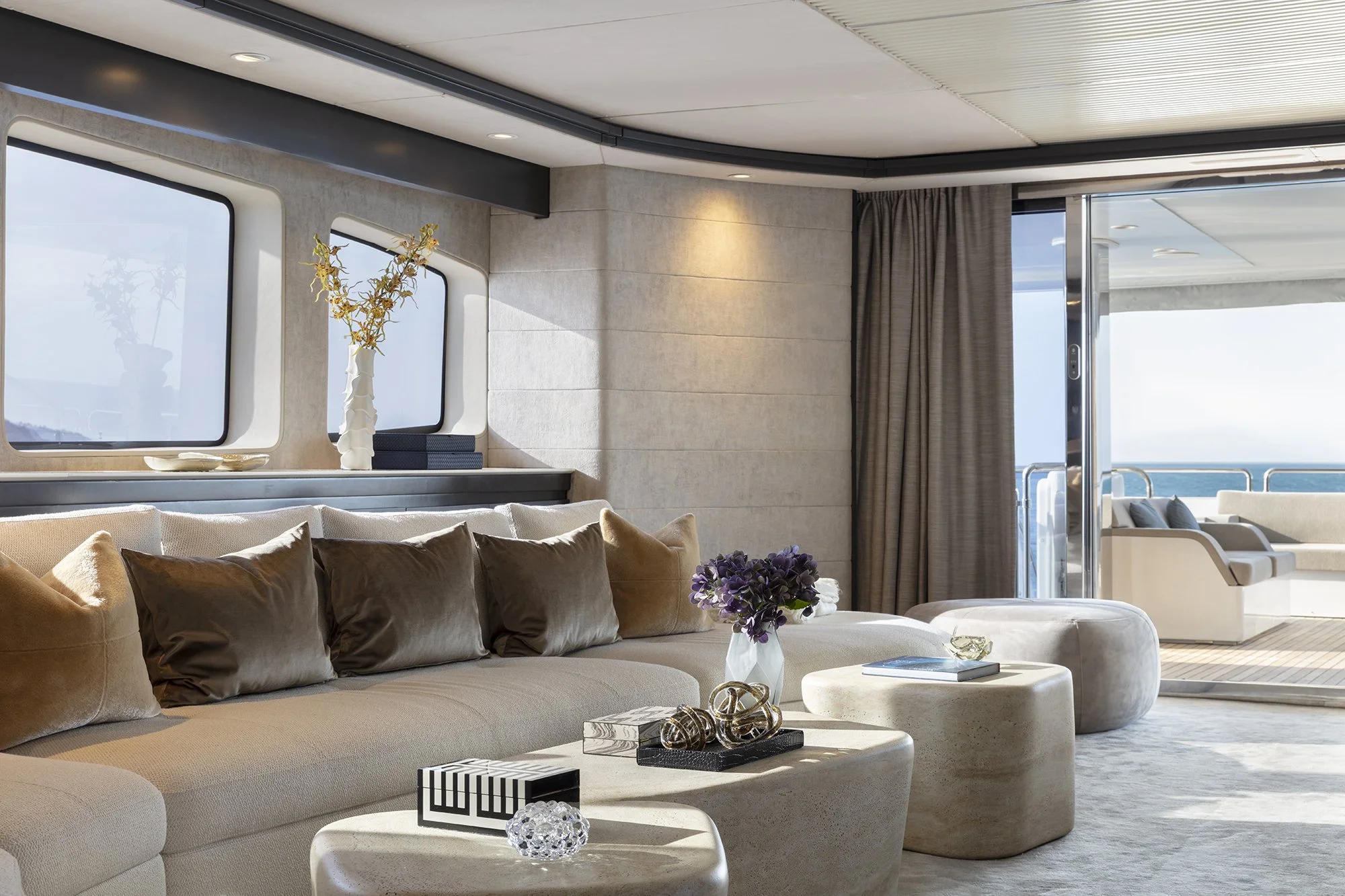 Panakeia Yacht Main Saloon Detail 02.jpg