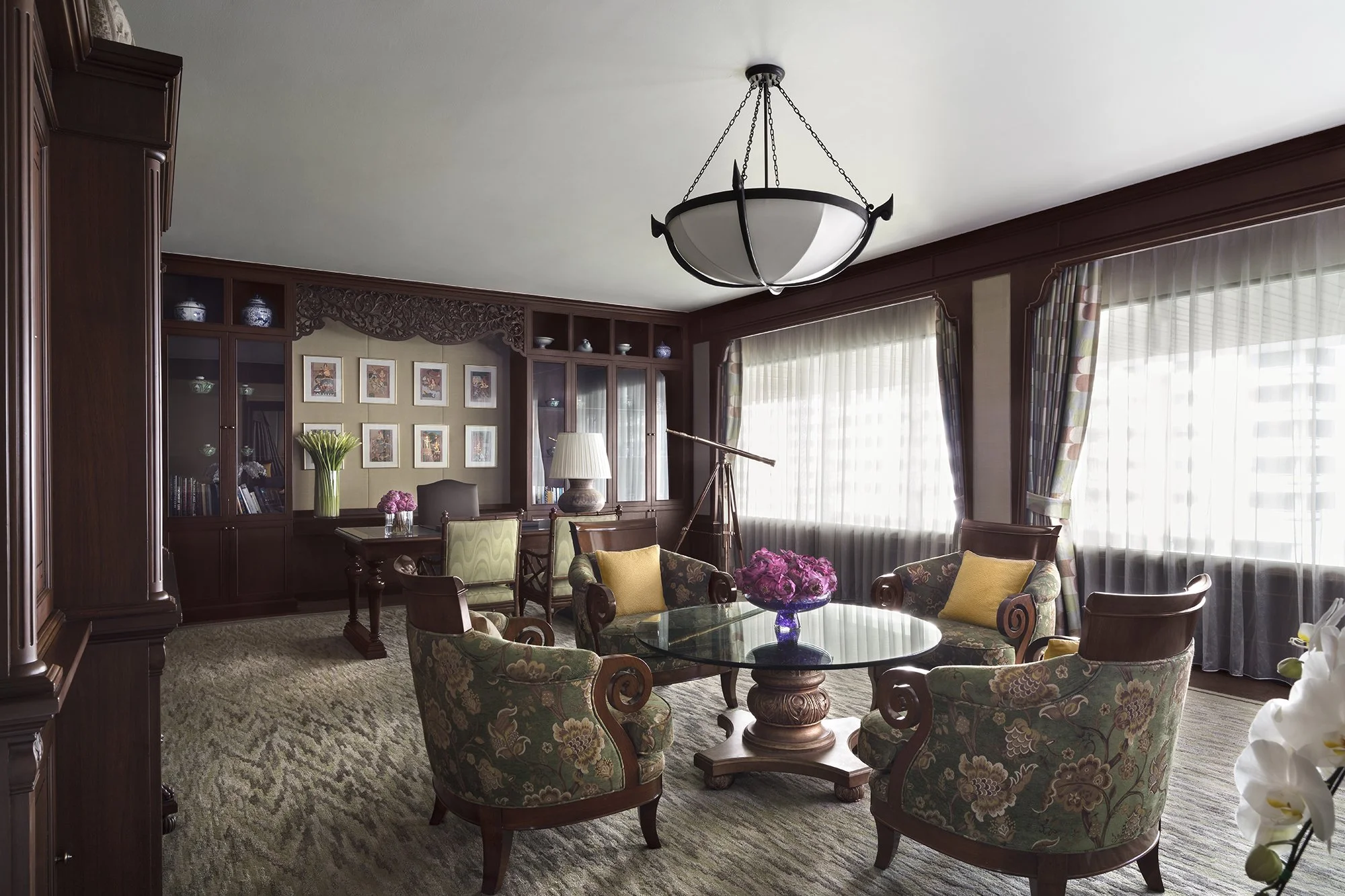 Anantara Siam Presidential Suite Work Room.JPG