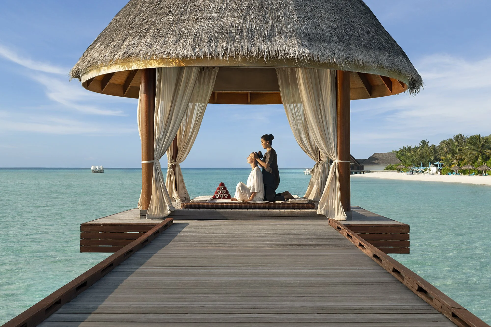 Anantara Dhigu Lifestyle Spa with Model.JPG