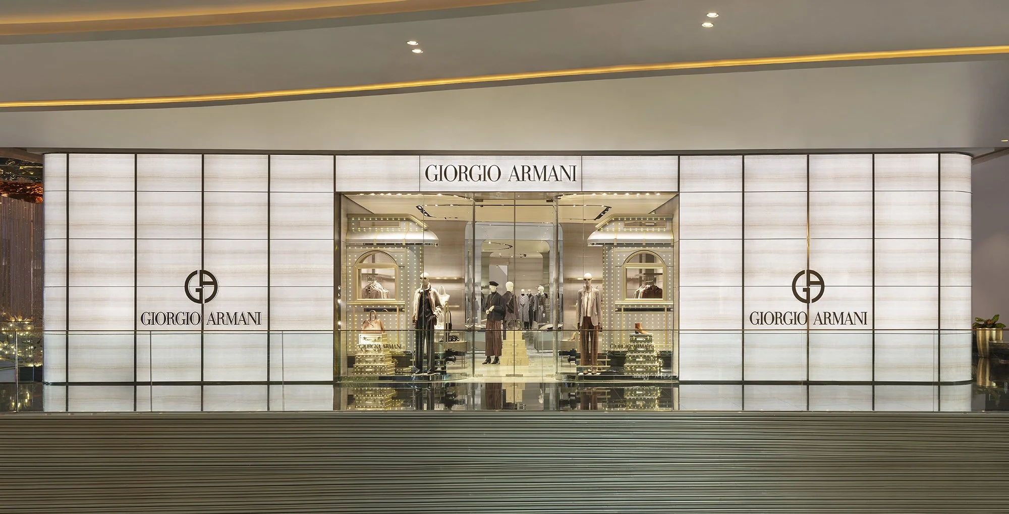 Giorgio Armani ICON SIAM - Exterior 05.JPG