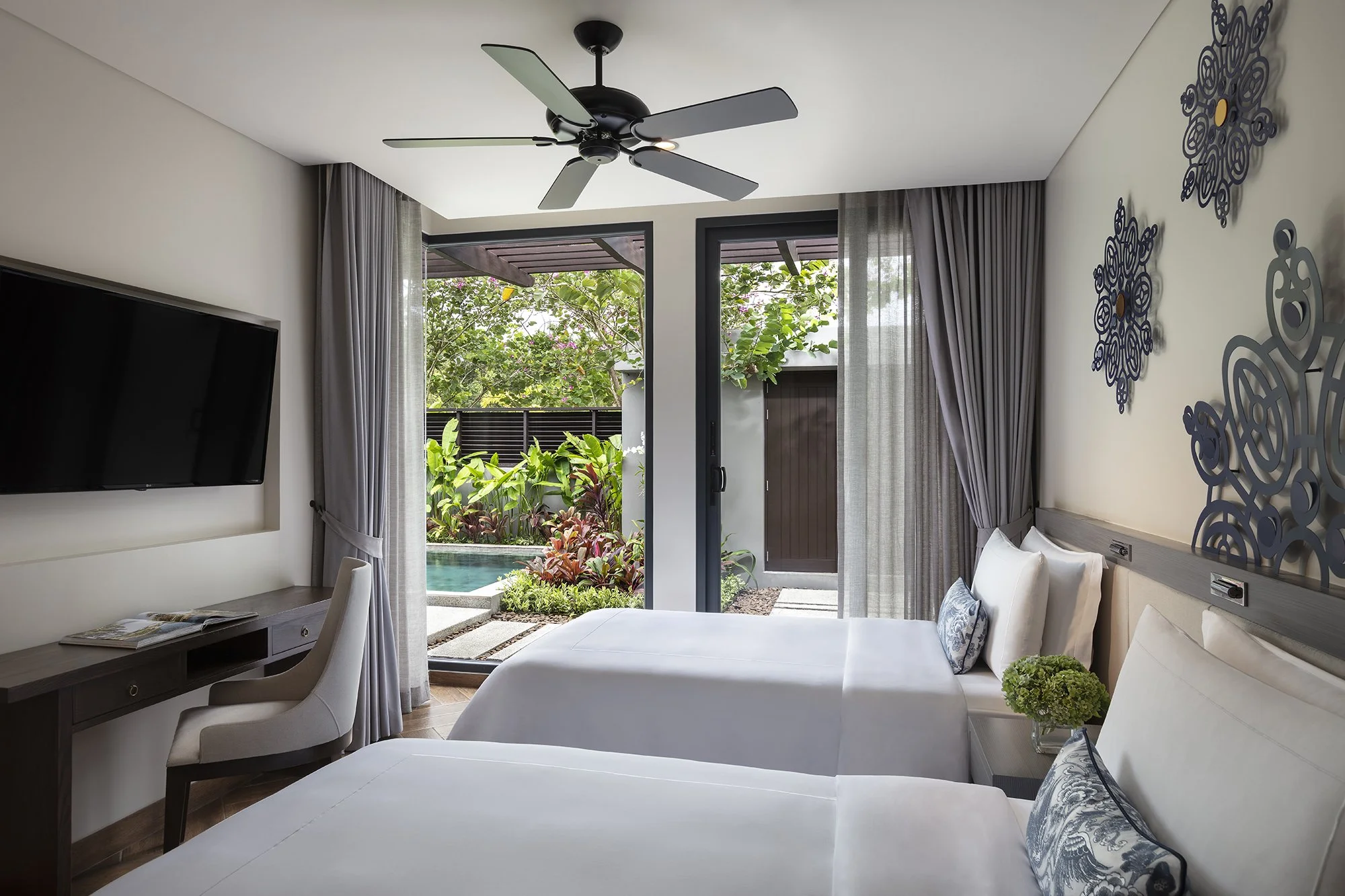Anantara Vacation Club 2Bedroom Pool VIlla Twin Bedroom.jpg