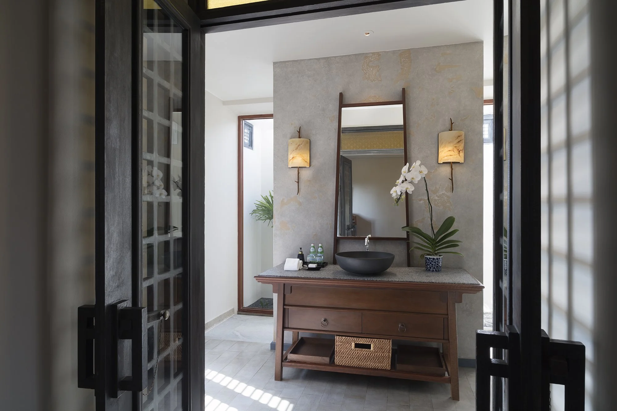 Anantara Lawana Deluxe Plunge Pool Bathroom.jpg
