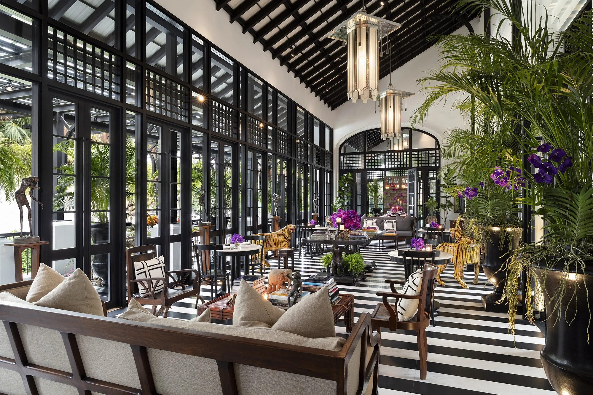 The Siam CHA Main Room Angle 1.jpg