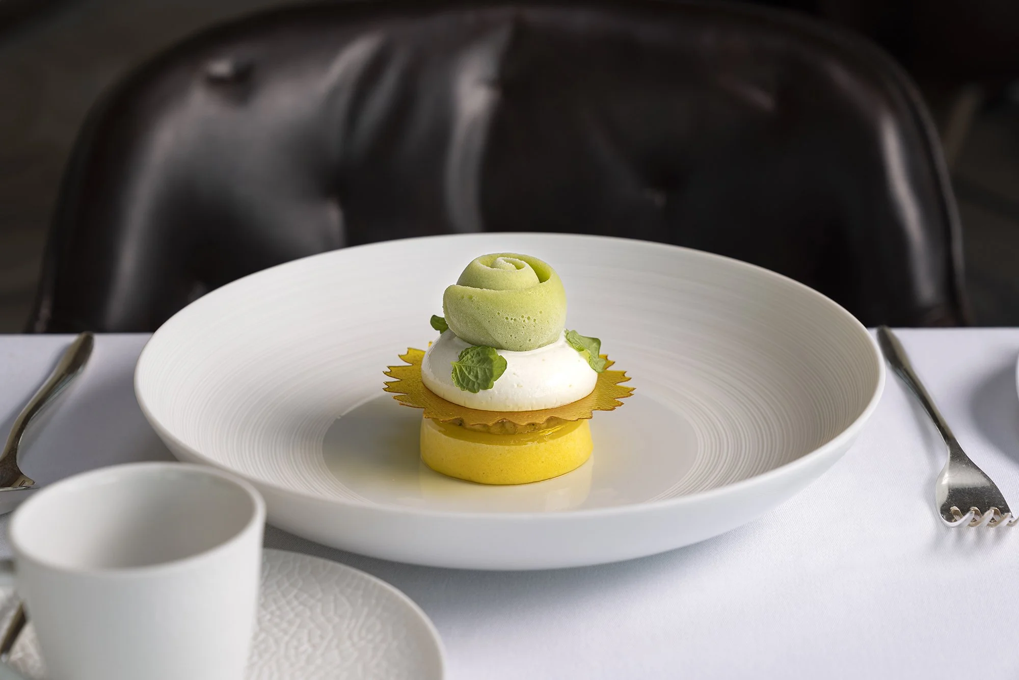 Le Bua - Messaluna - Pineapple & Shiso 03.jpg