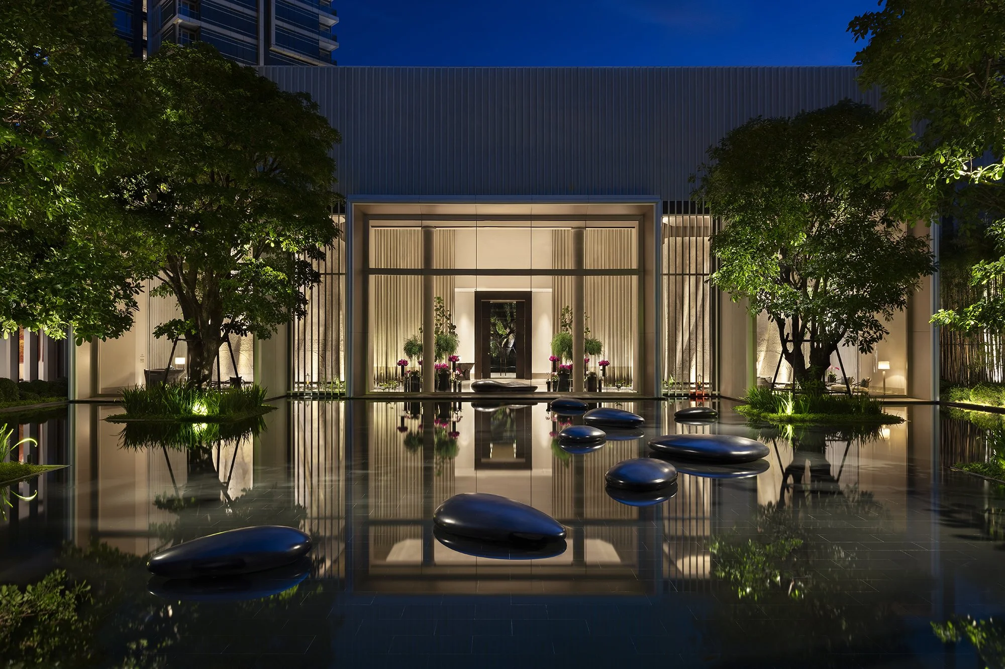 Architectural & Luxury Hospitality — Four Seasons Bangkok — Lobby Courtyard — Ellsworth/Lim