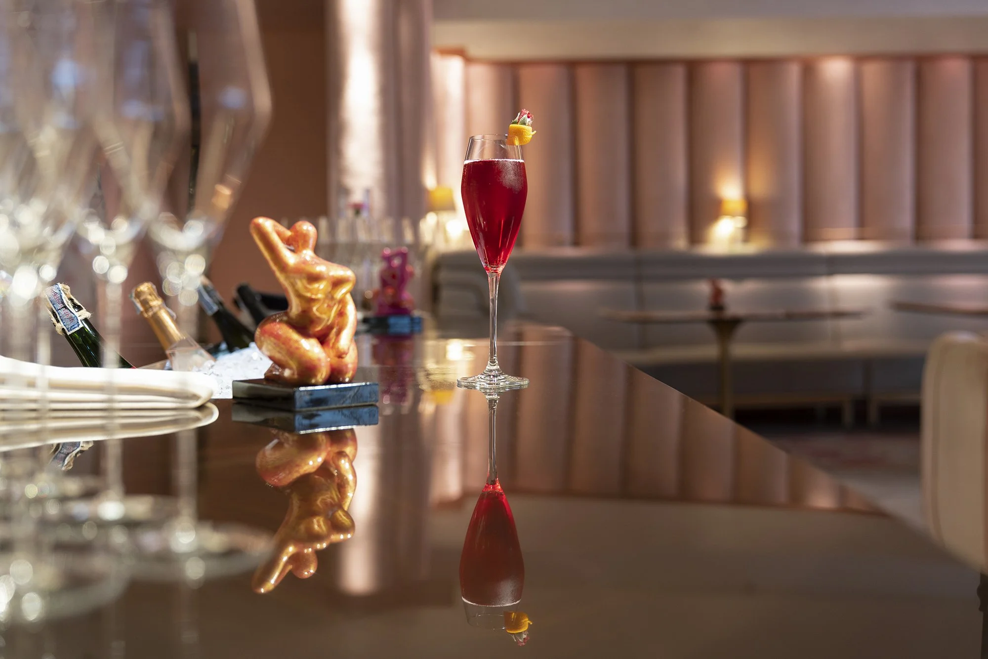 Le Bua - Pink Bar - Signature Drink 2 A.jpg