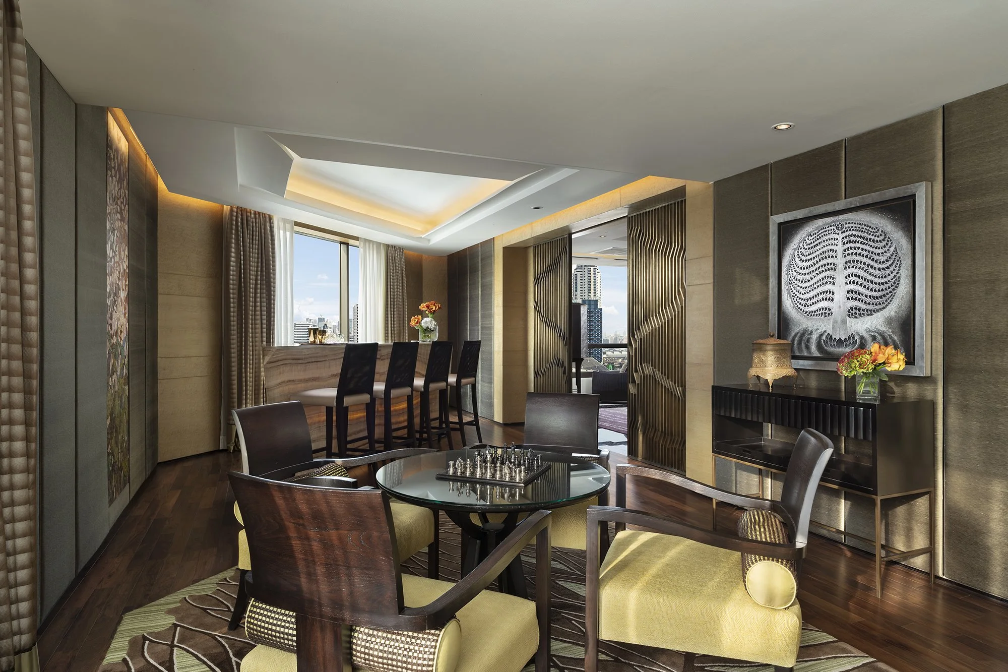 Kempinski Siam - Royal Suite Bar.jpg
