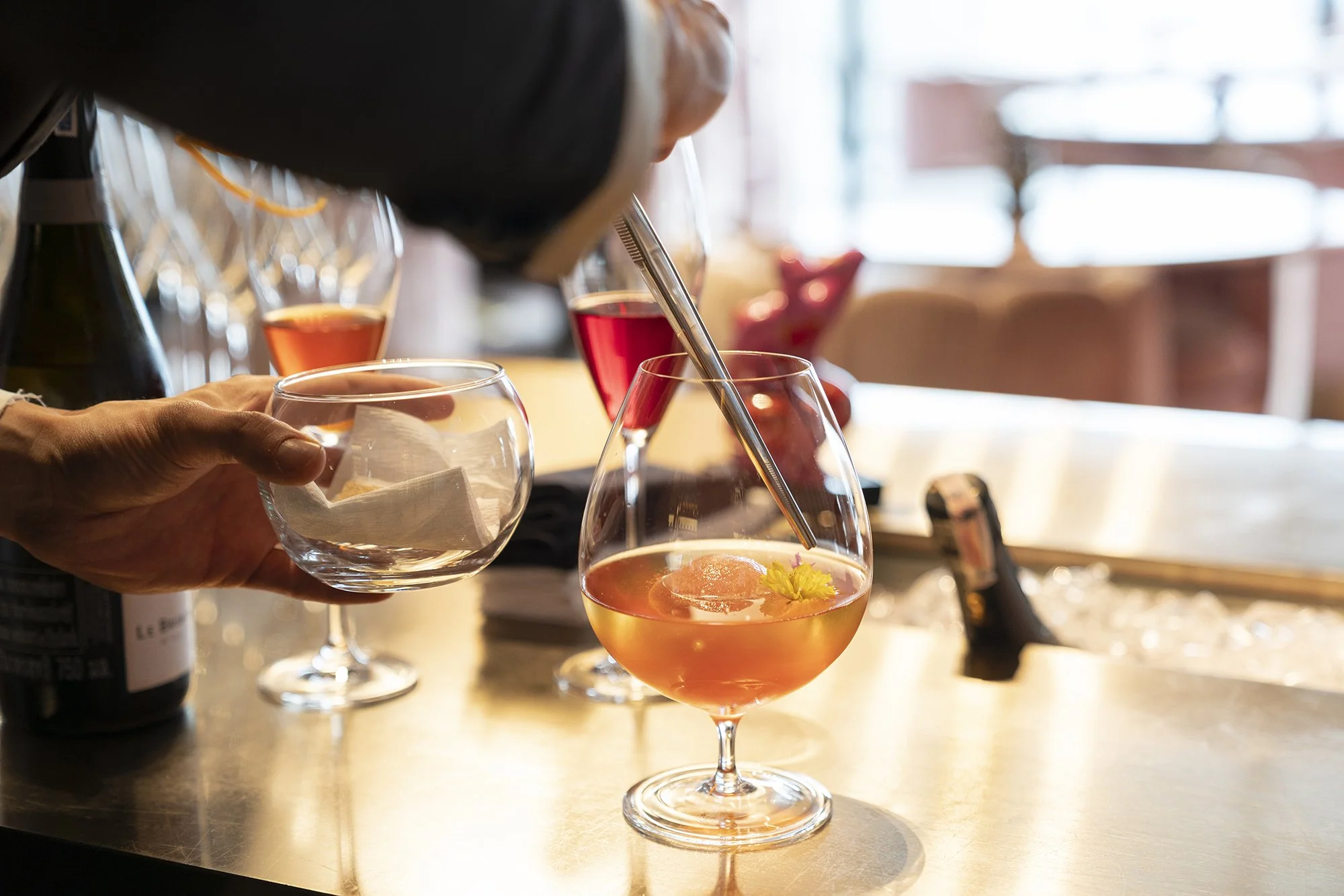 Le Bua - Pink Bar - Signature Drink 1 B.jpg