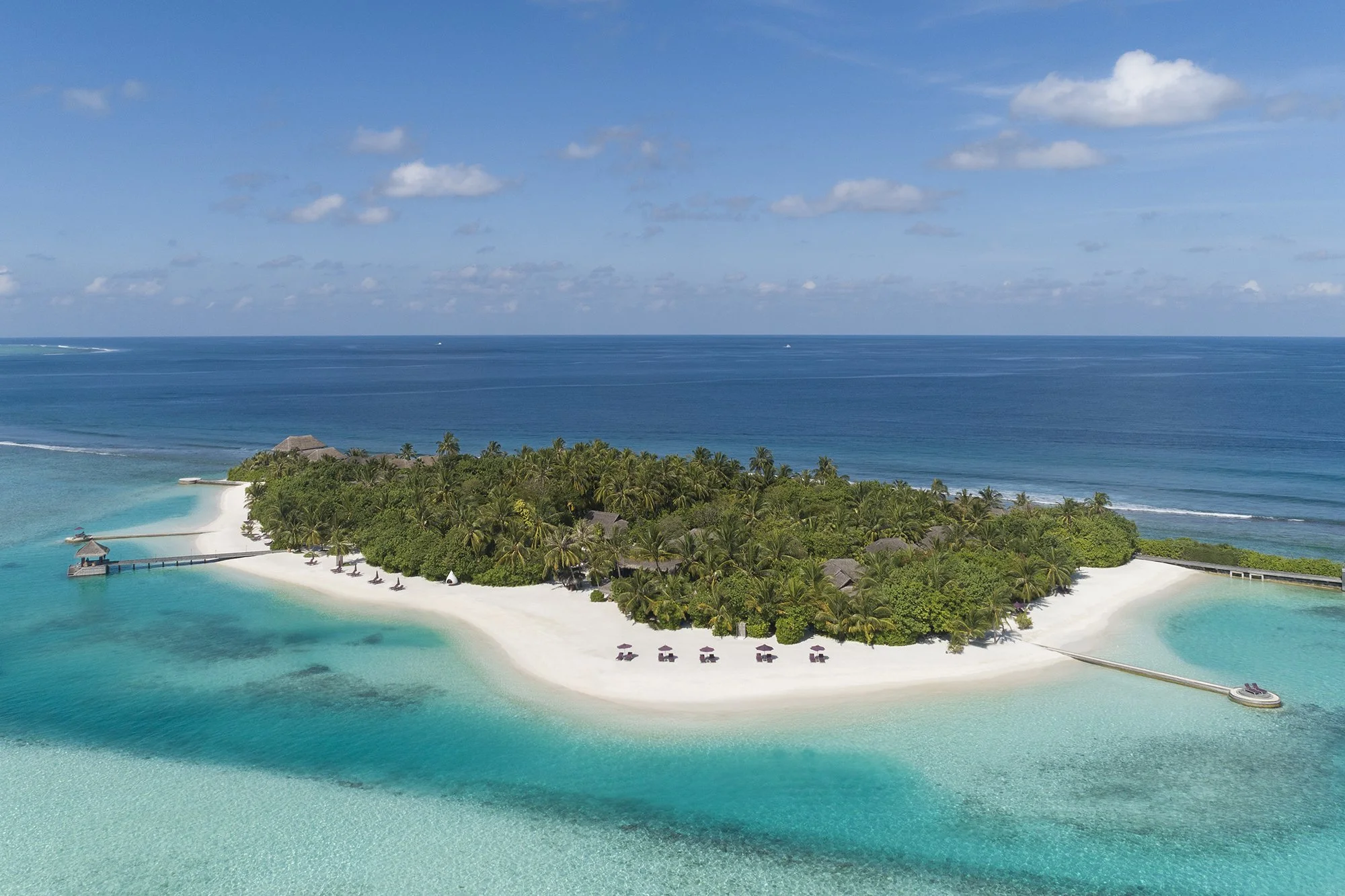 Naladhu Maldives - Aerial Overview 01.jpg